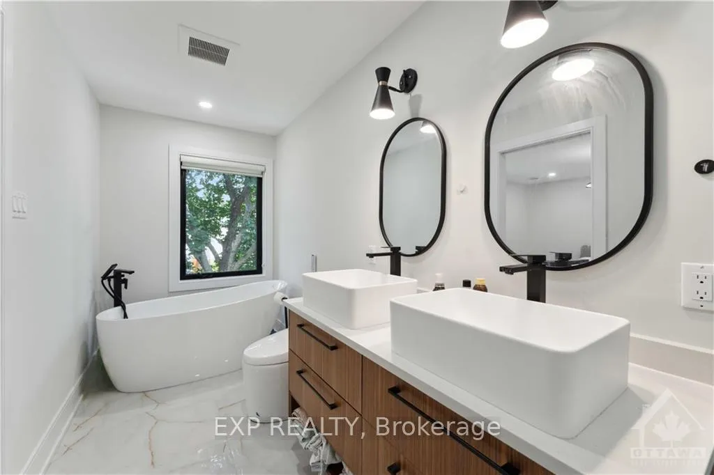 Photo 11 of Unit A, 187 Carleton Avenue, Ottawa, Ottawa West/Tunneys Pasture — HOMEH
