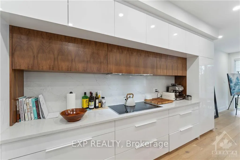 Photo 17 of Unit A, 187 Carleton Avenue, Ottawa, Ottawa West/Tunneys Pasture — HOMEH