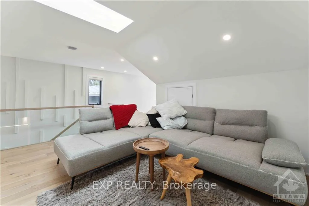 Photo 26 of Unit A, 187 Carleton Avenue, Ottawa, Ottawa West/Tunneys Pasture — HOMEH