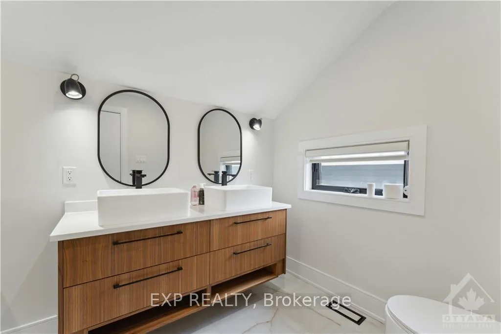 Photo 28 of Unit A, 187 Carleton Avenue, Ottawa, Ottawa West/Tunneys Pasture — HOMEH