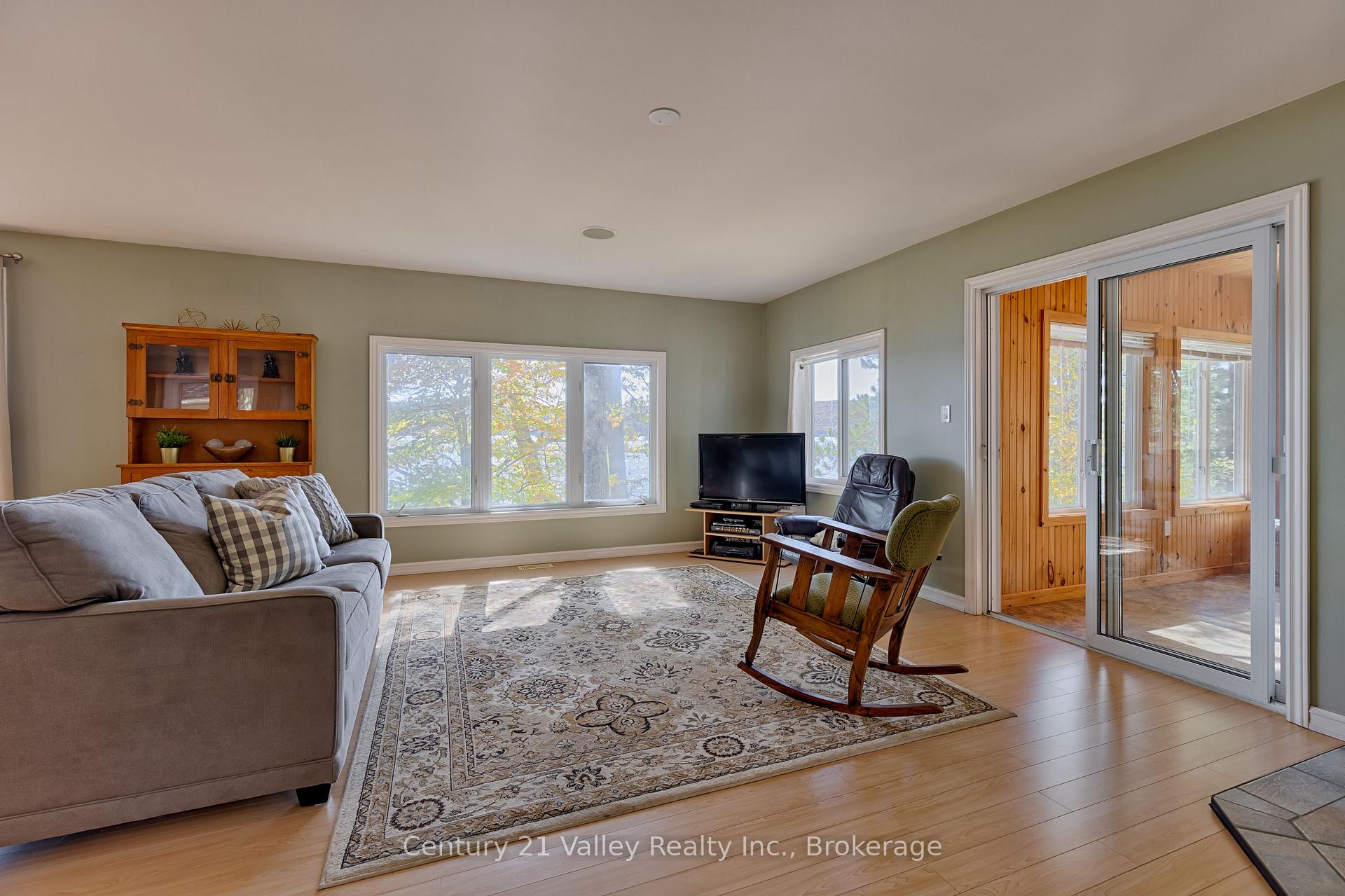Photo 23 of 165 Settlers Way, Bonnechere Valley, Eganville/Bonnechere Twp — HOMEH