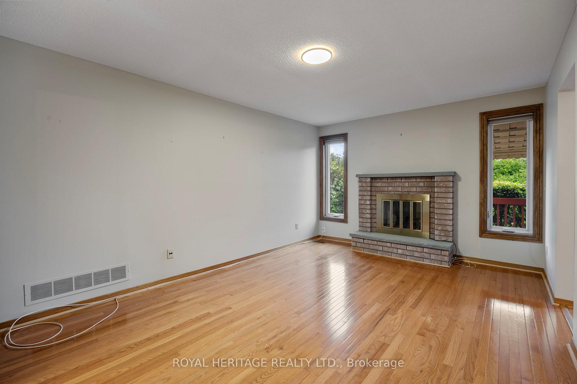 Photo 20 of 81 Ewen Drive, Uxbridge — HOMEH