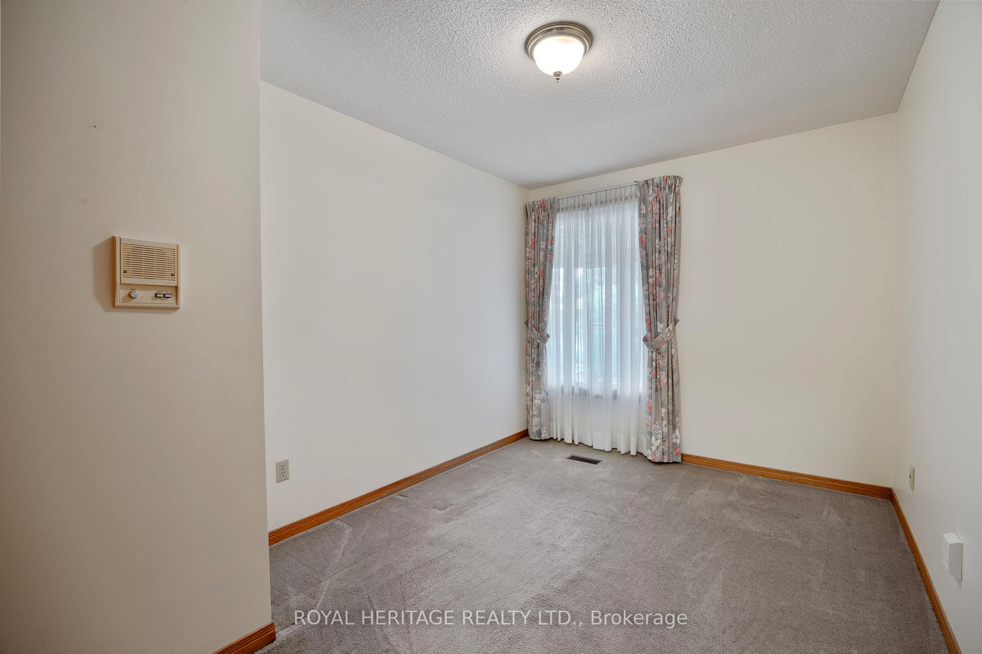 Photo 30 of 81 Ewen Drive, Uxbridge — HOMEH