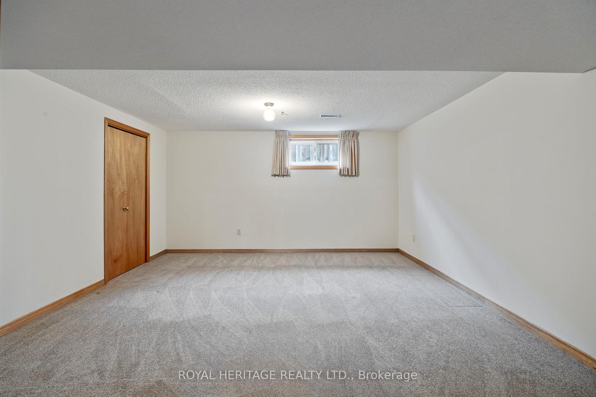 Photo 38 of 81 Ewen Drive, Uxbridge — HOMEH