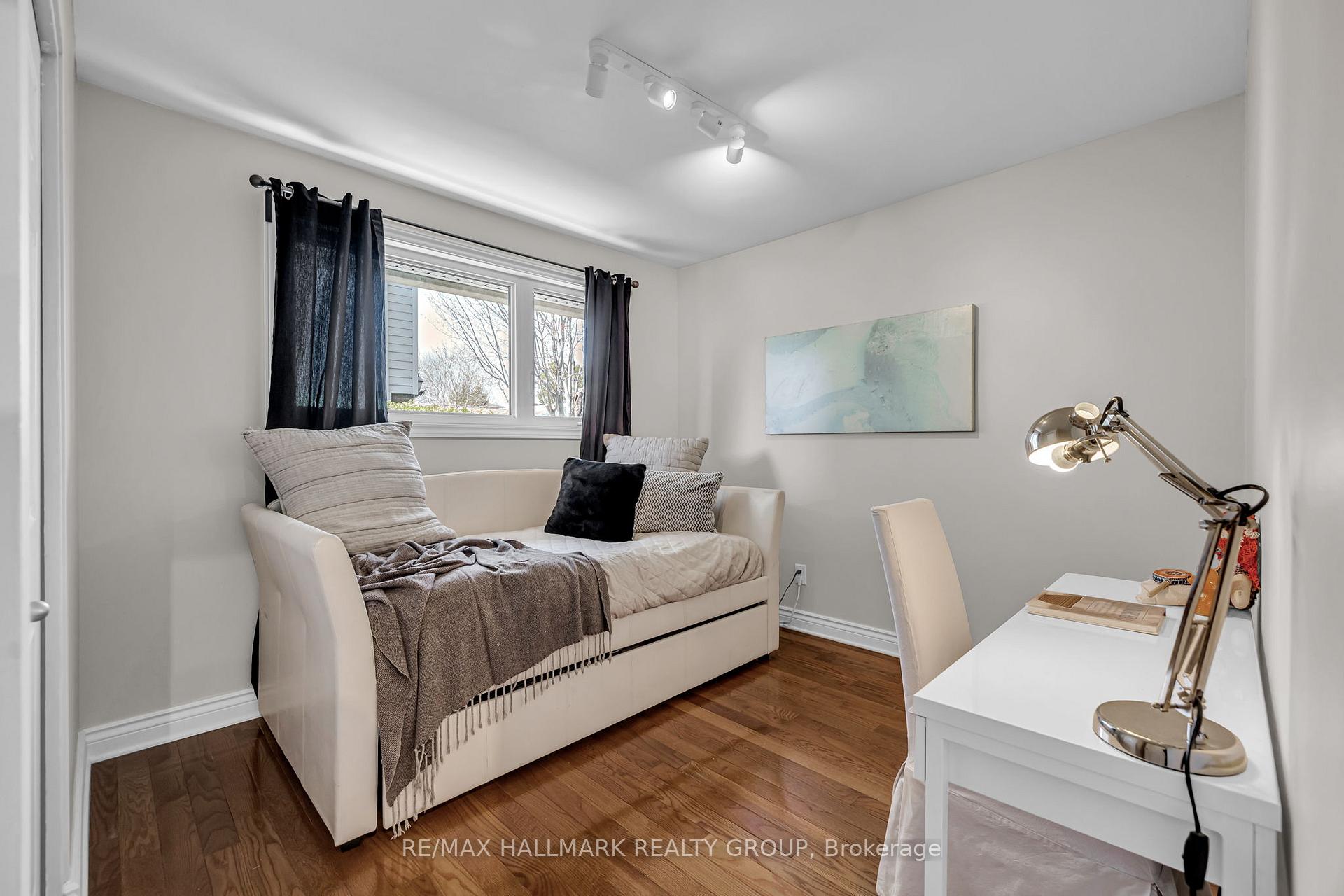 Photo 21 of 800 De Salaberry Street, Ottawa, Beacon Hill North — HOMEH
