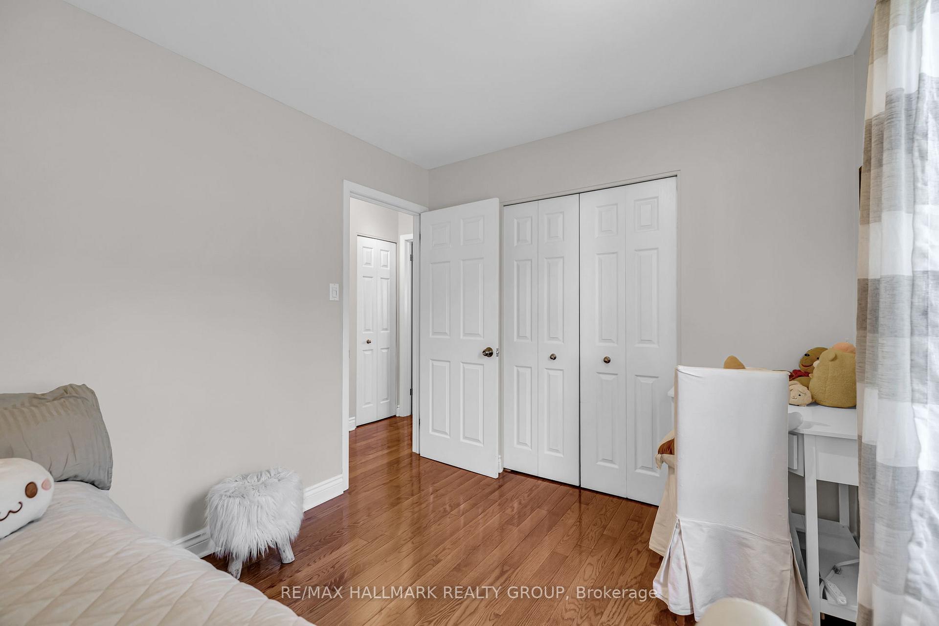 Photo 23 of 800 De Salaberry Street, Ottawa, Beacon Hill North — HOMEH