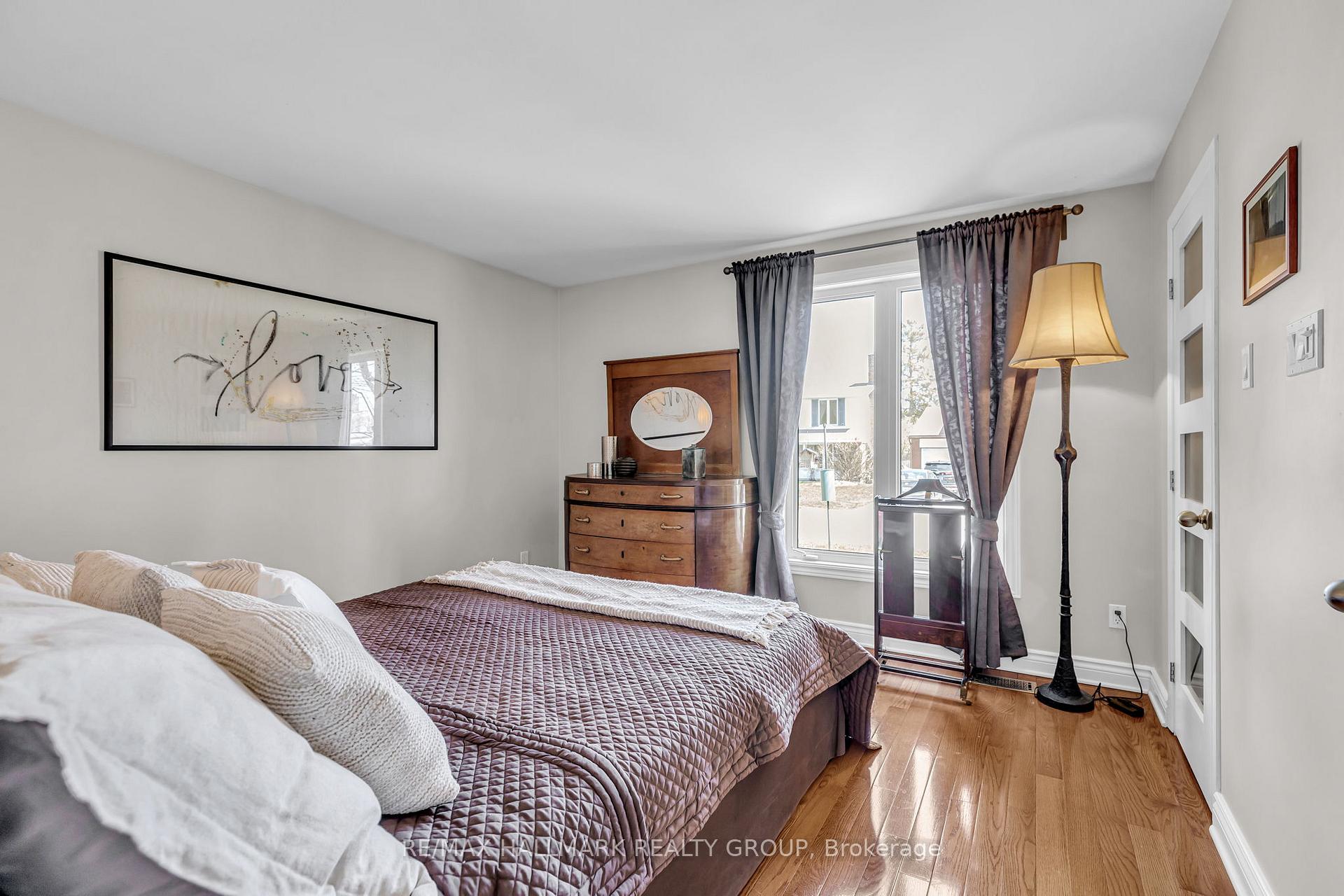 Photo 24 of 800 De Salaberry Street, Ottawa, Beacon Hill North — HOMEH