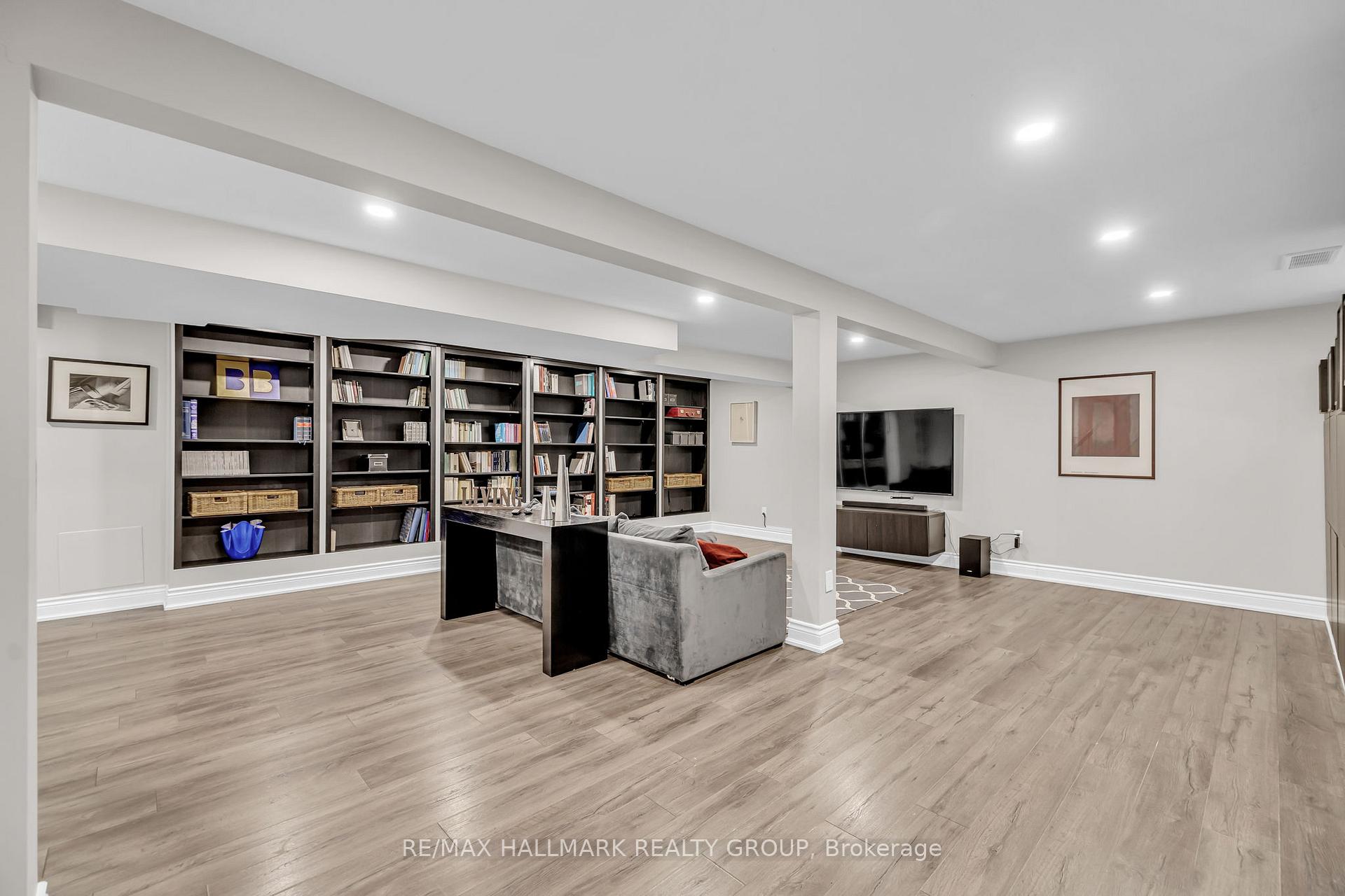 Photo 30 of 800 De Salaberry Street, Ottawa, Beacon Hill North — HOMEH