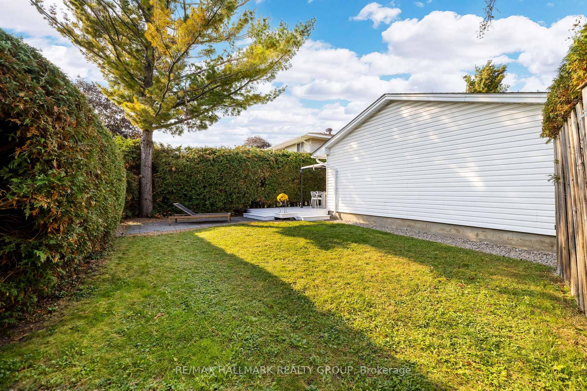 Photo 44 of 800 De Salaberry Street, Ottawa, Beacon Hill North — HOMEH