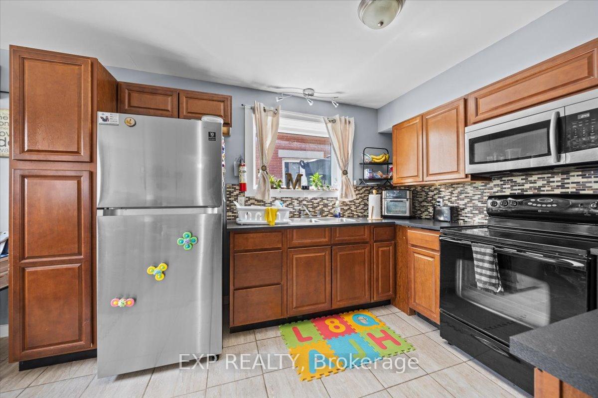 Photo 16 of 215 Lavergne Street, Ottawa, Vanier — HOMEH