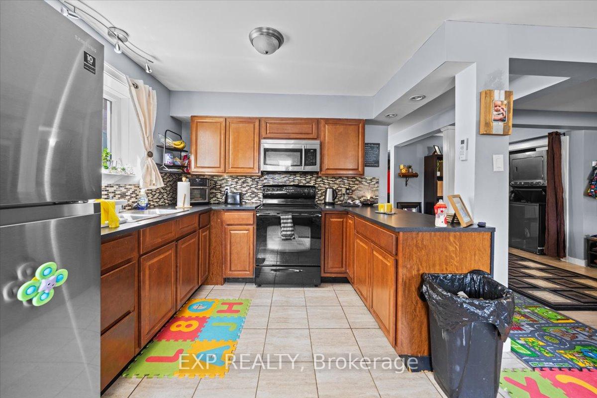 Photo 17 of 215 Lavergne Street, Ottawa, Vanier — HOMEH