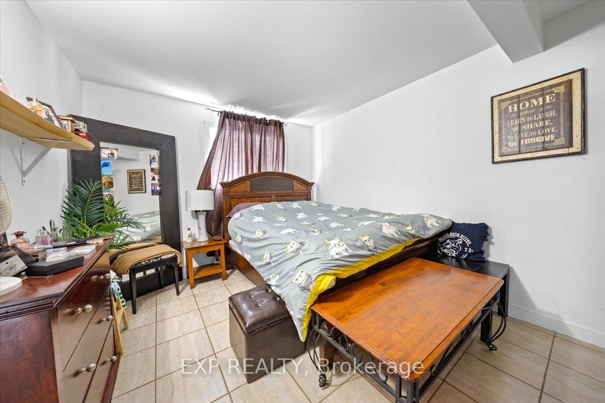 Photo 18 of 215 Lavergne Street, Ottawa, Vanier — HOMEH
