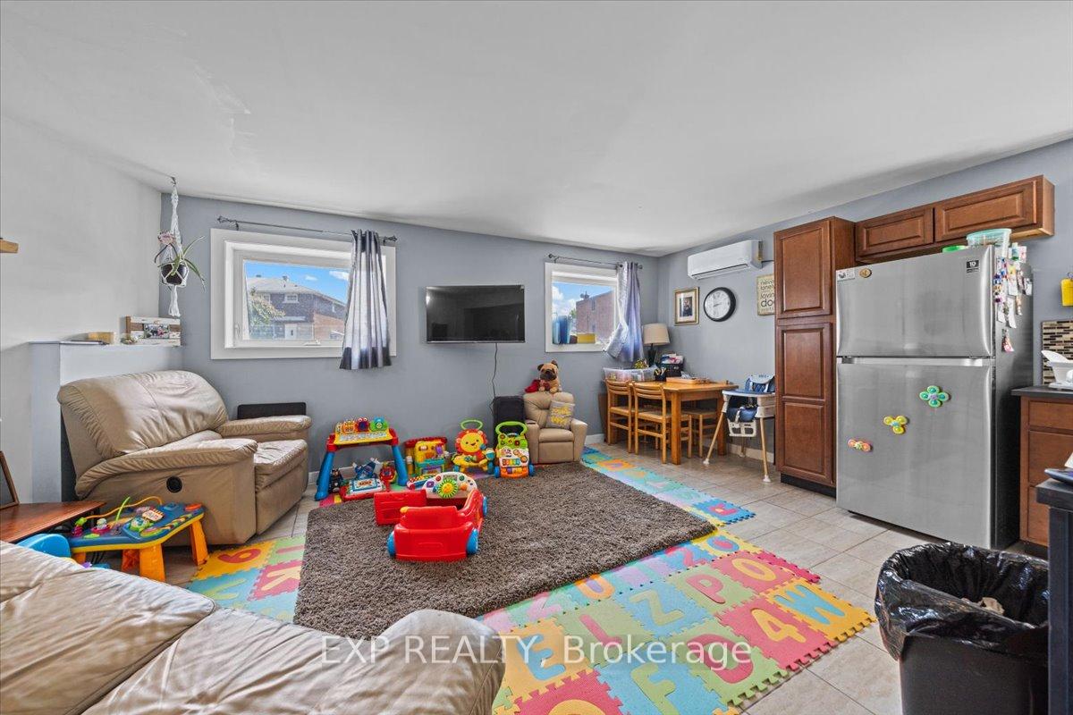 Photo 23 of 215 Lavergne Street, Ottawa, Vanier — HOMEH