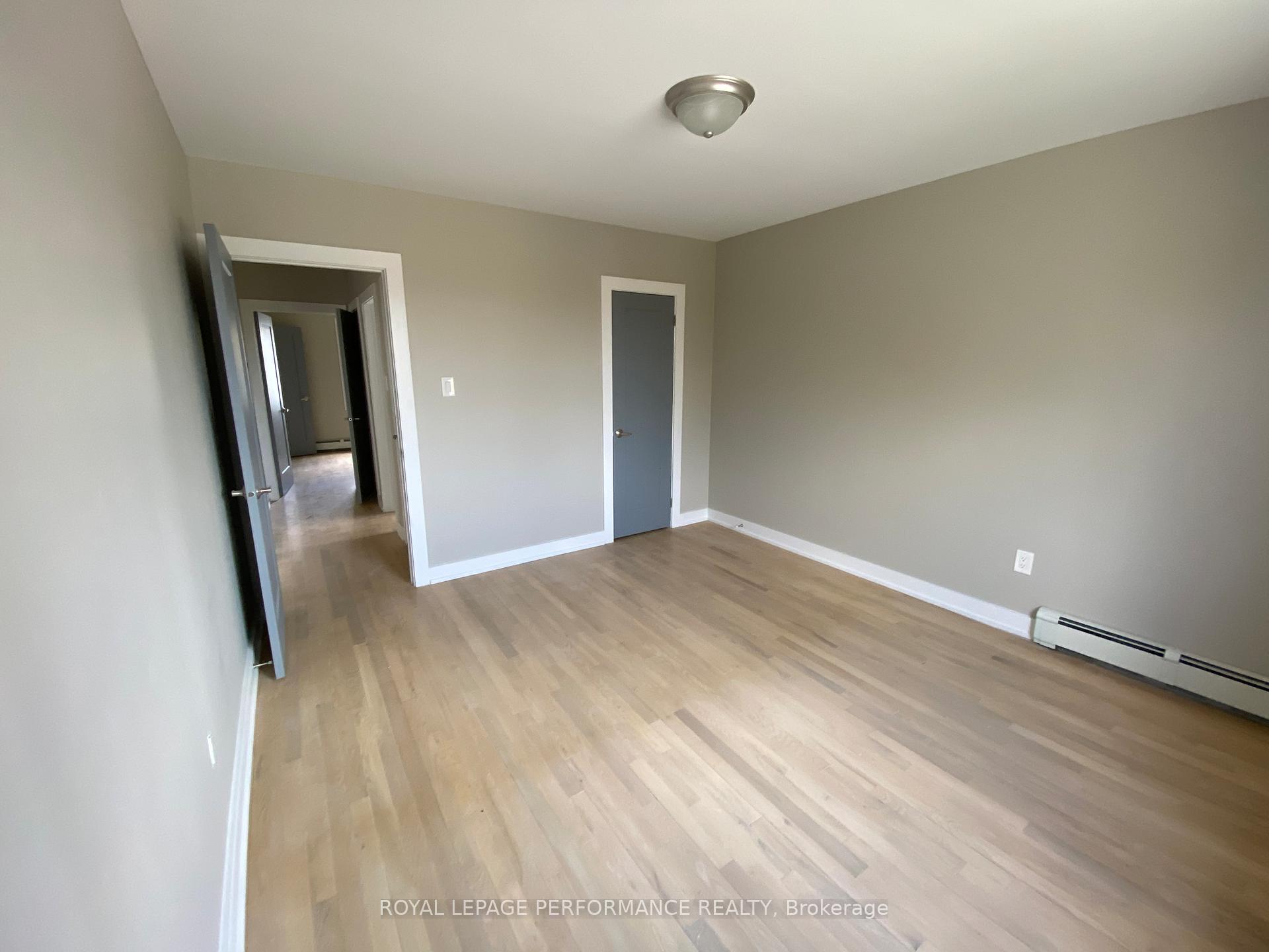 Photo 15 of Unit Unit 5, 695 Morgan Street, Ottawa, Vanier — HOMEH