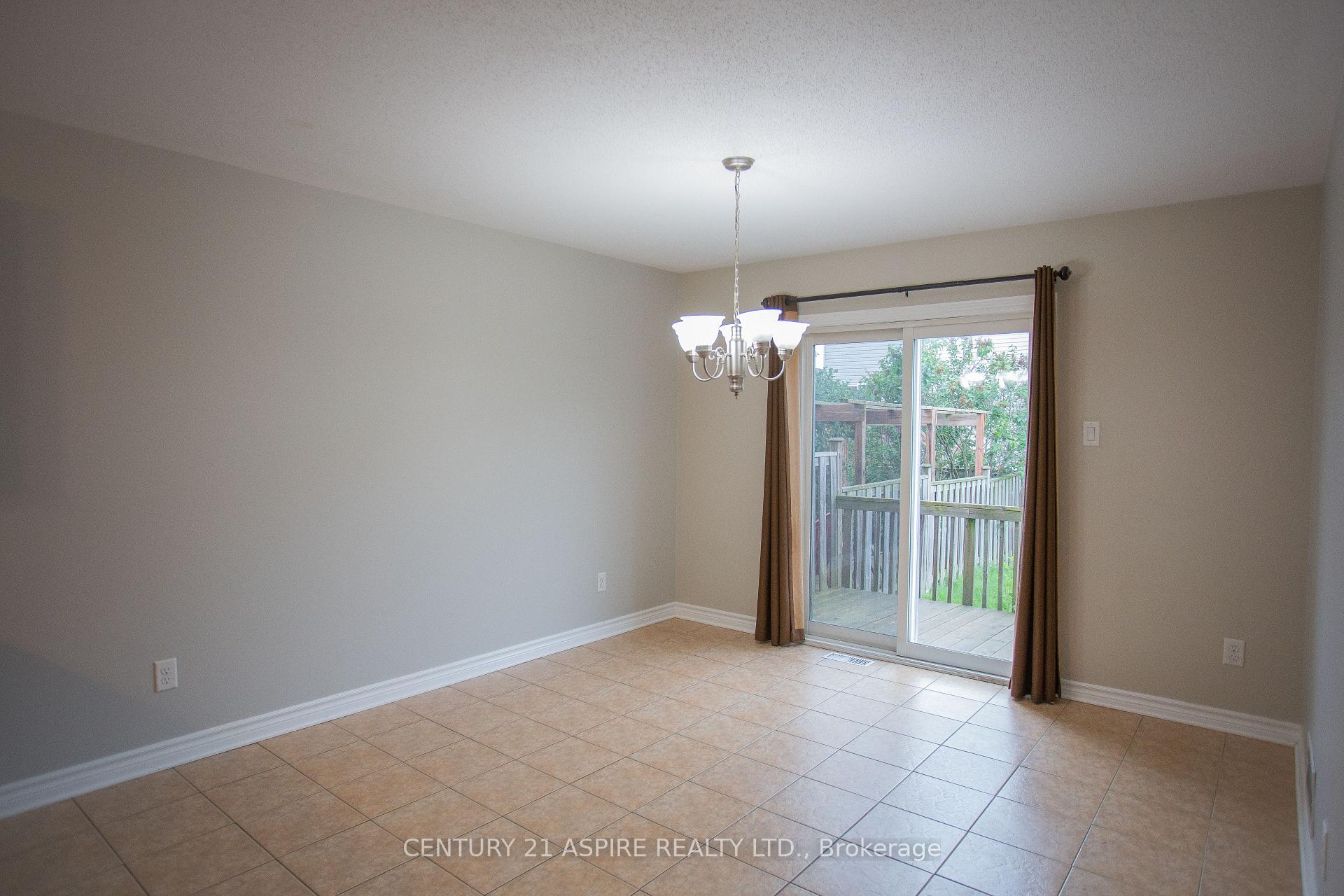 Photo 6 of 9 Verona Drive, Arnprior — HOMEH