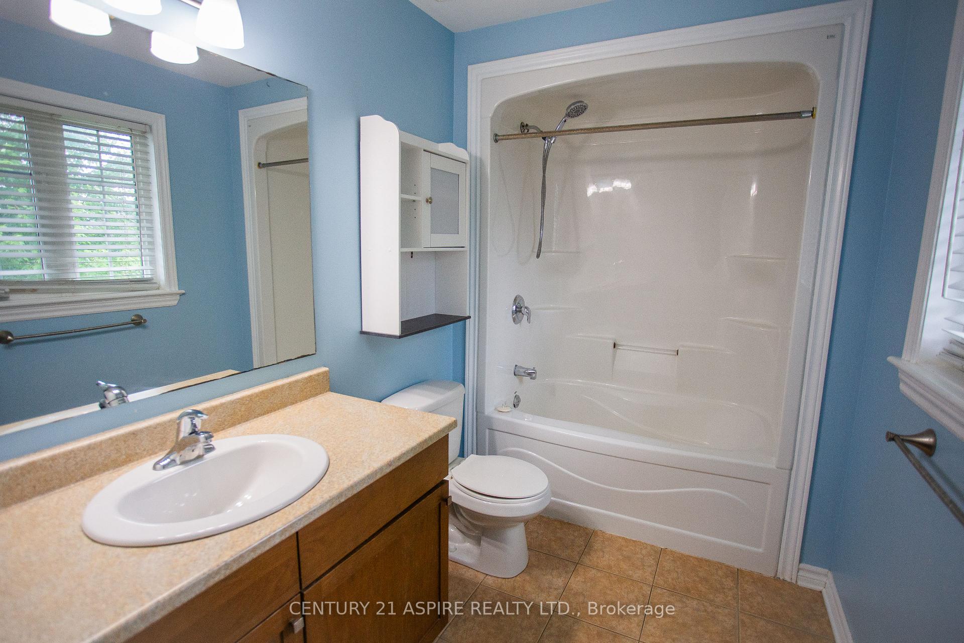 Photo 13 of 9 Verona Drive, Arnprior — HOMEH