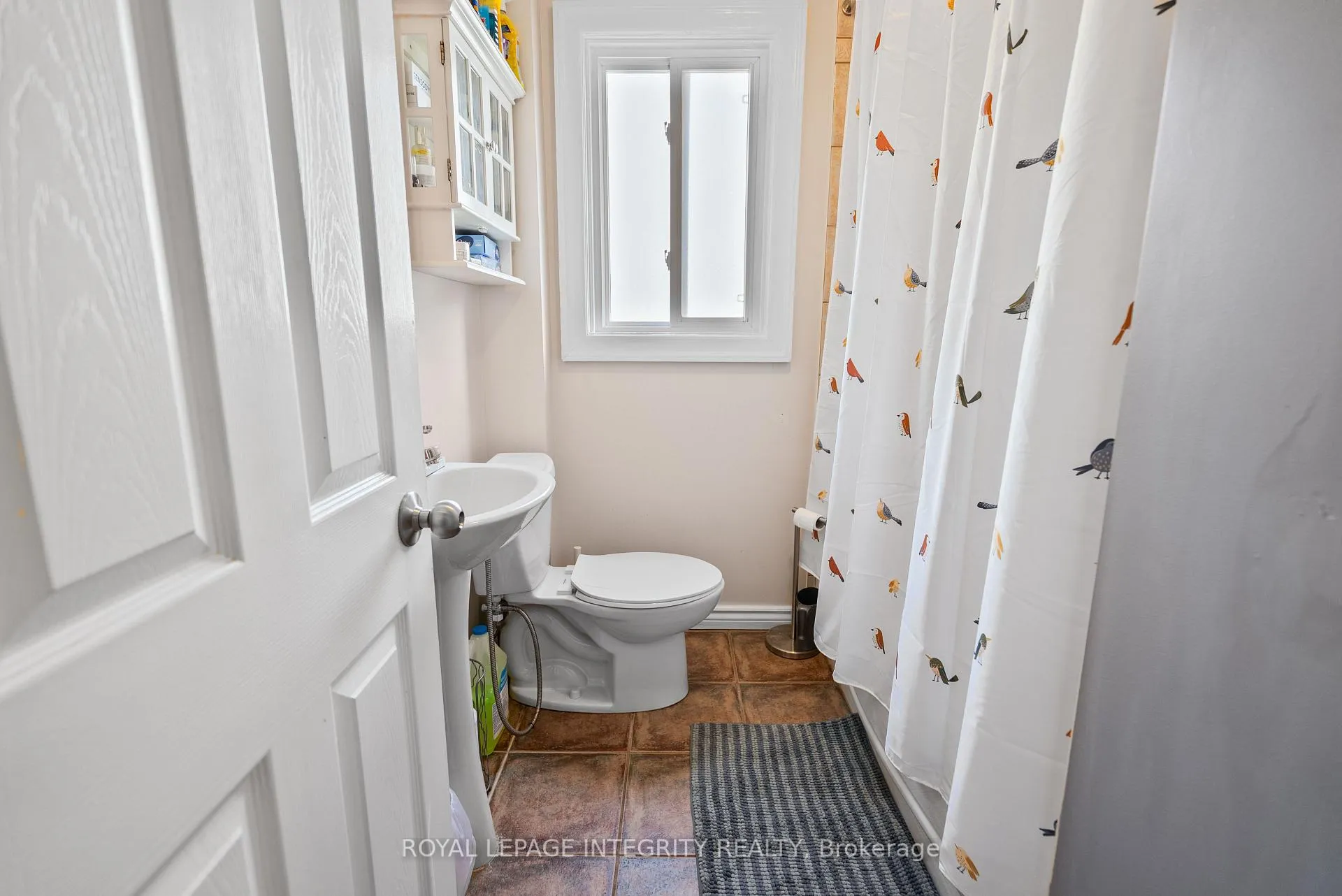 Photo 6 of 256 Alfred Street, Ottawa, Vanier — HOMEH