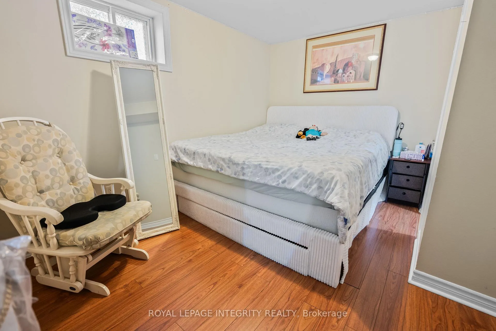 Photo 10 of 256 Alfred Street, Ottawa, Vanier — HOMEH