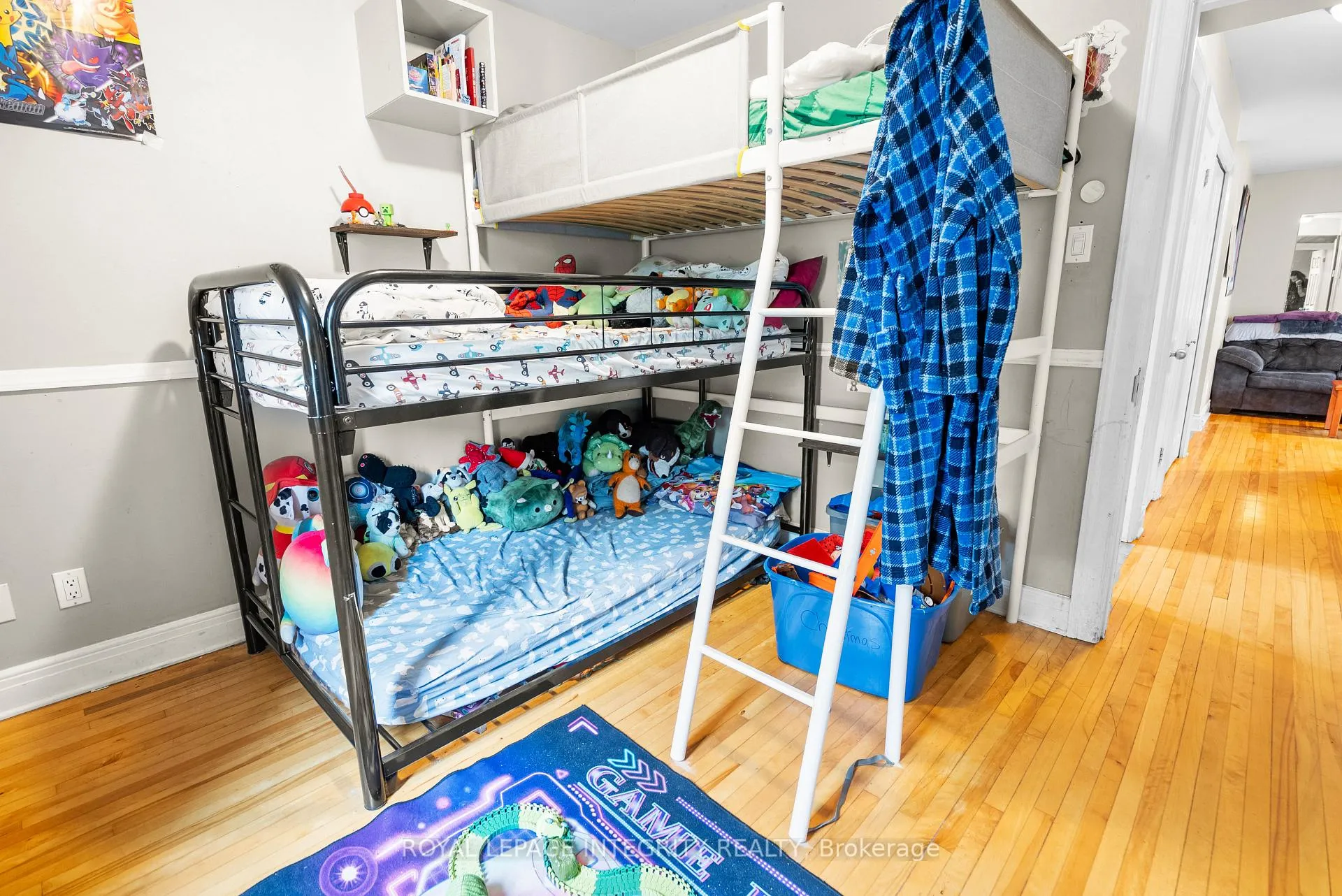 Photo 15 of 256 Alfred Street, Ottawa, Vanier — HOMEH
