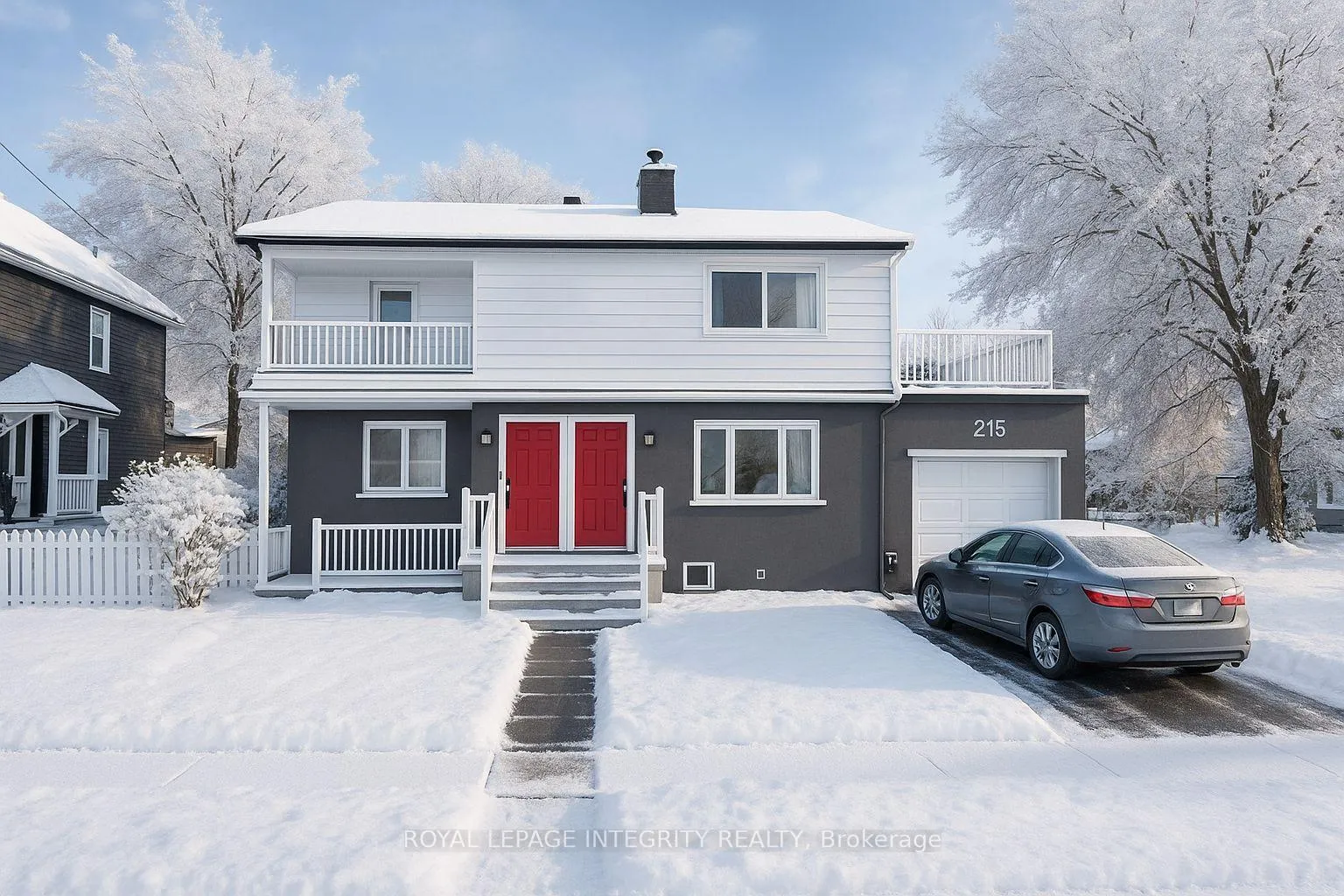 Front of 215 Baribeau Street