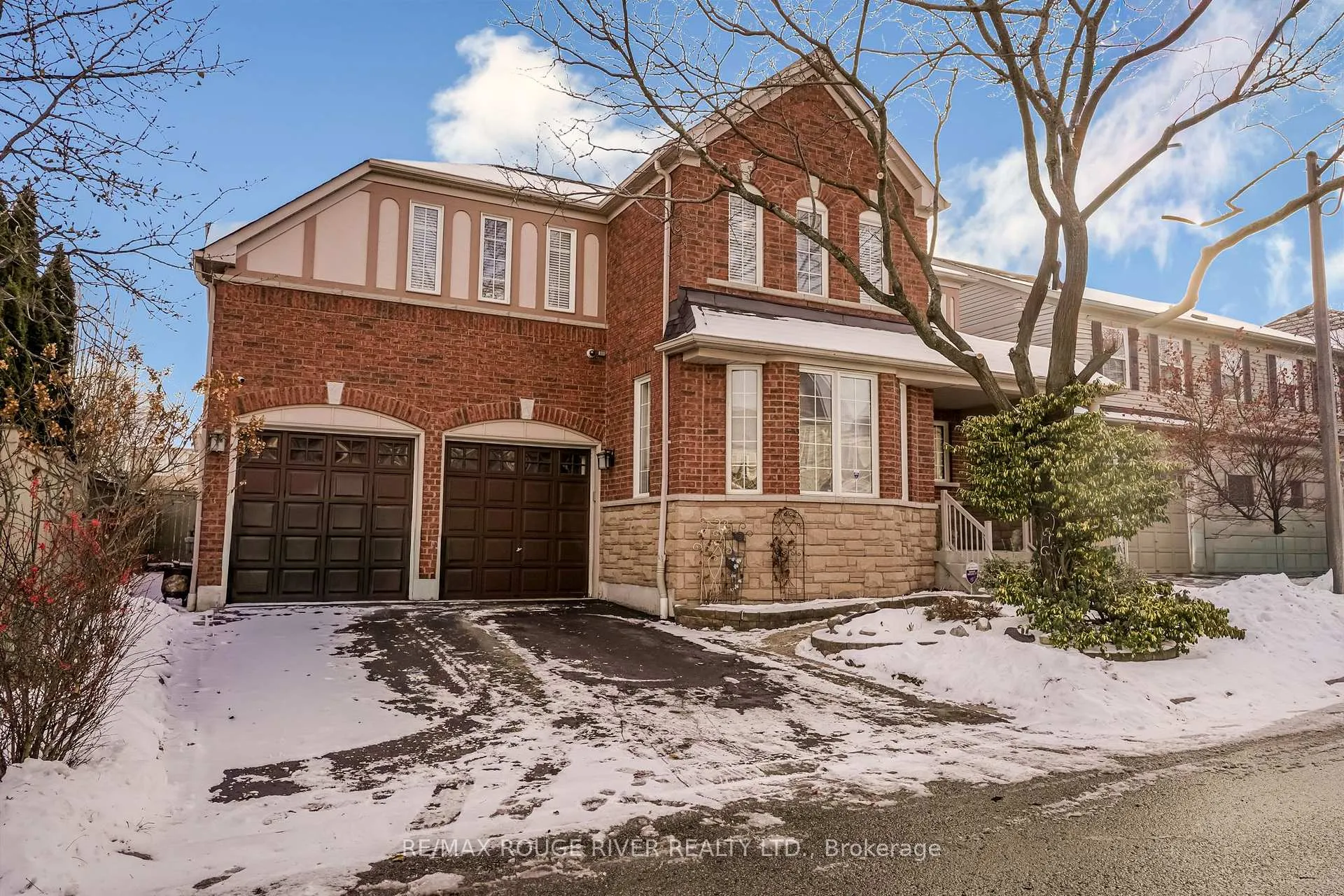 Photo 2 of 7 Butterworth Drive, Ajax, Northwest Ajax — HOMEH