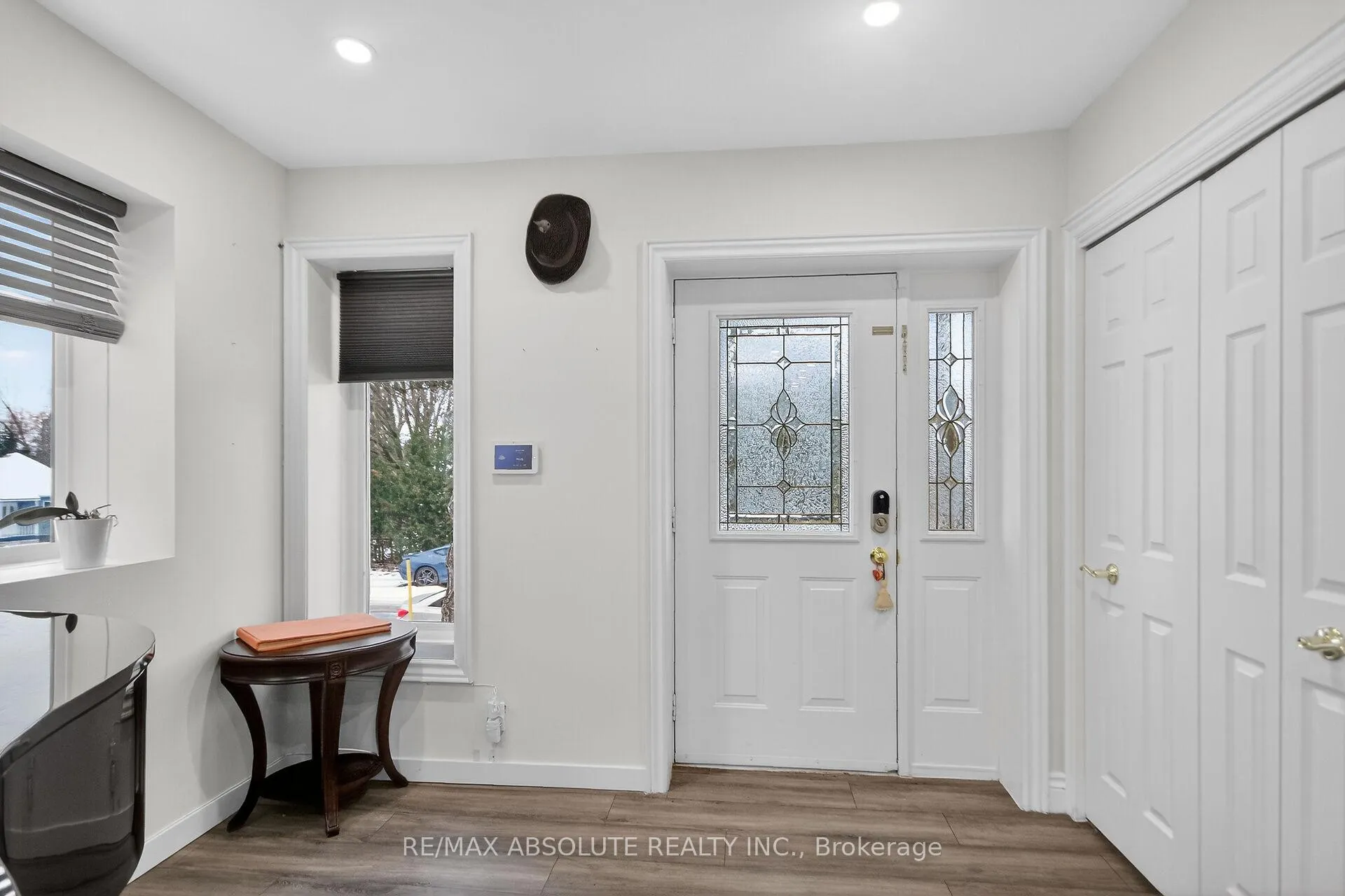 Photo 3 of 147 Longpre Street, Ottawa, Vanier — HOMEH