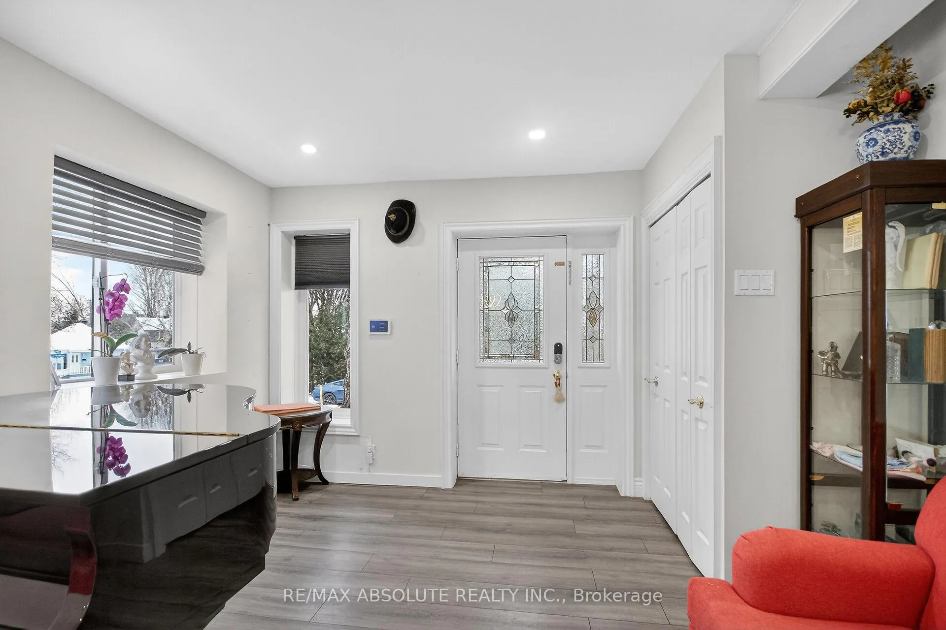Photo 4 of 147 Longpre Street, Ottawa, Vanier — HOMEH