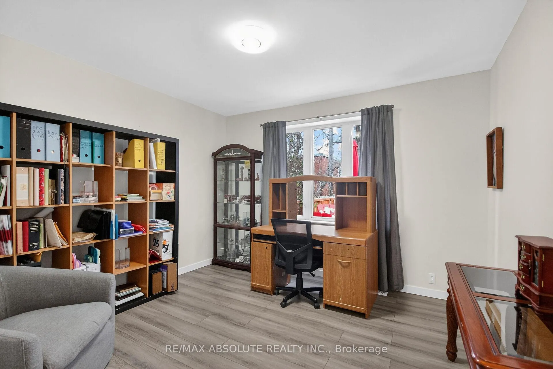 Photo 17 of 147 Longpre Street, Ottawa, Vanier — HOMEH