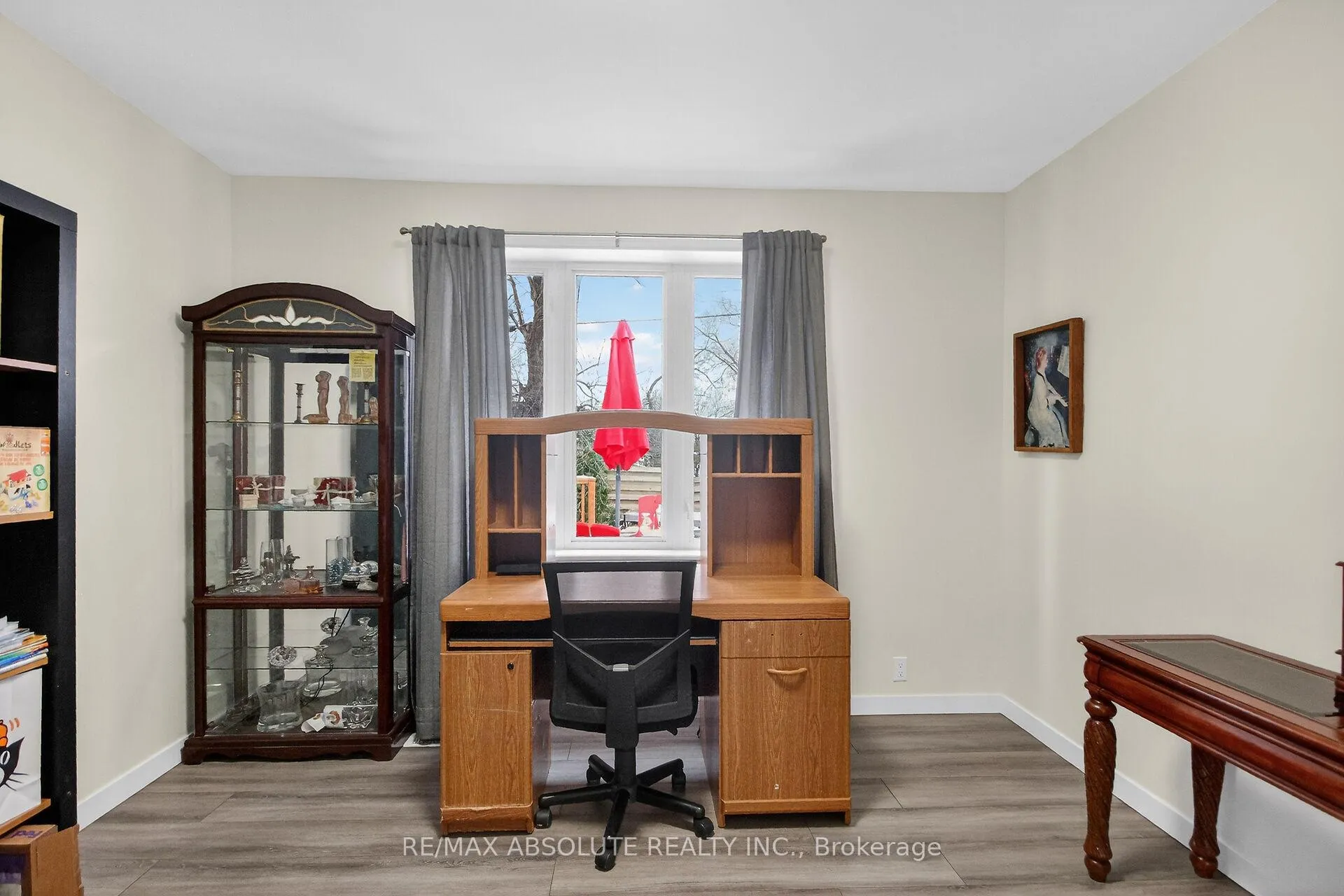 Photo 19 of 147 Longpre Street, Ottawa, Vanier — HOMEH