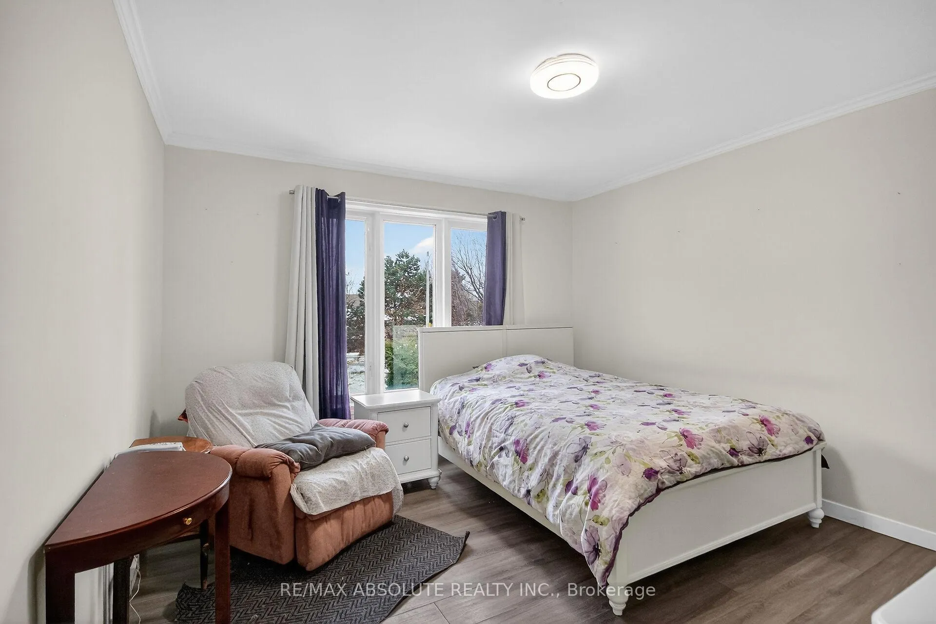 Photo 20 of 147 Longpre Street, Ottawa, Vanier — HOMEH