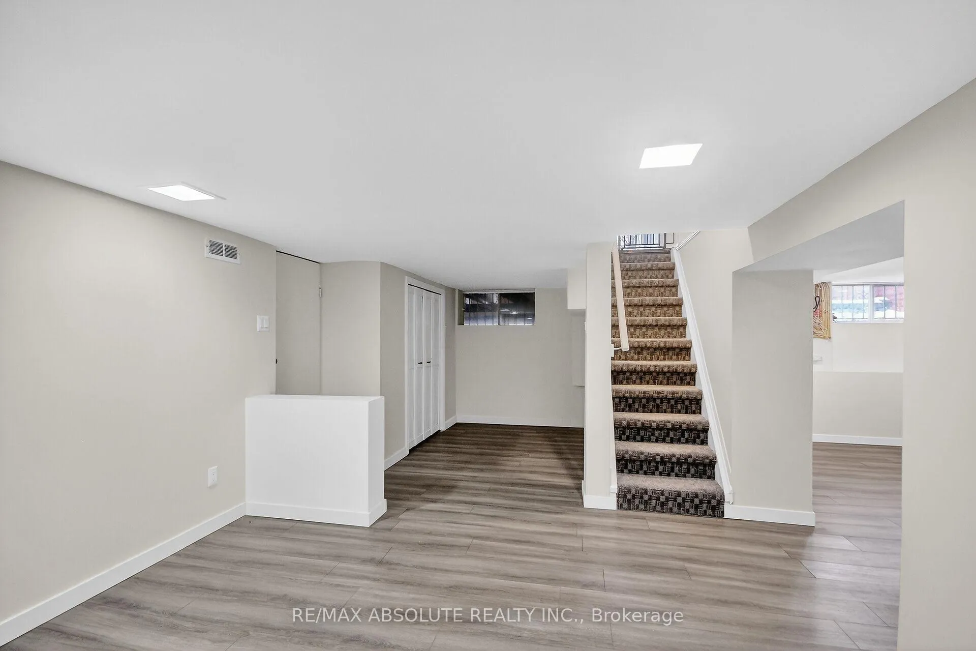 Photo 29 of 147 Longpre Street, Ottawa, Vanier — HOMEH