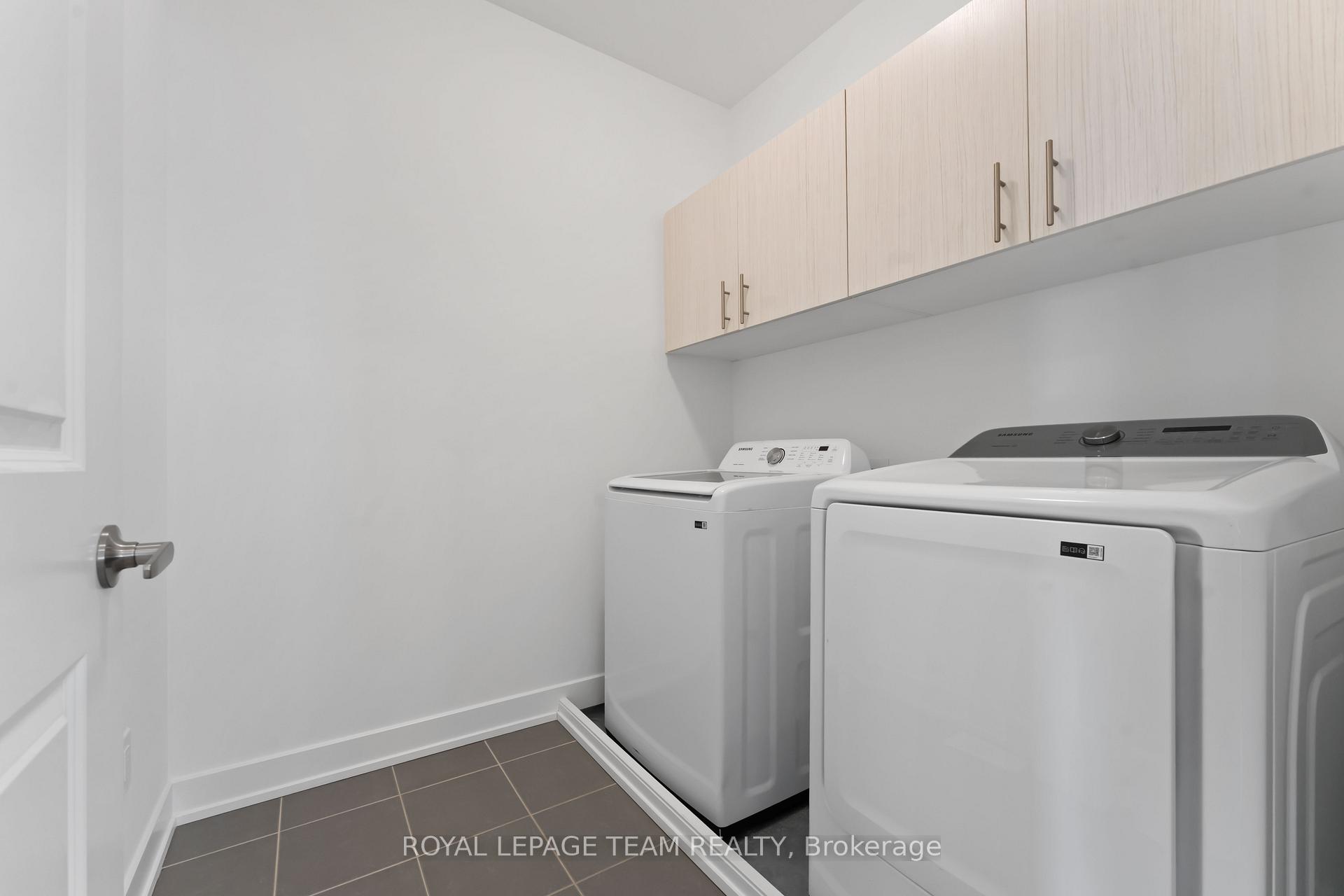 Photo 25 of 27 Peony Lane, Ottawa, Riverside South/Gloucester Glen — HOMEH