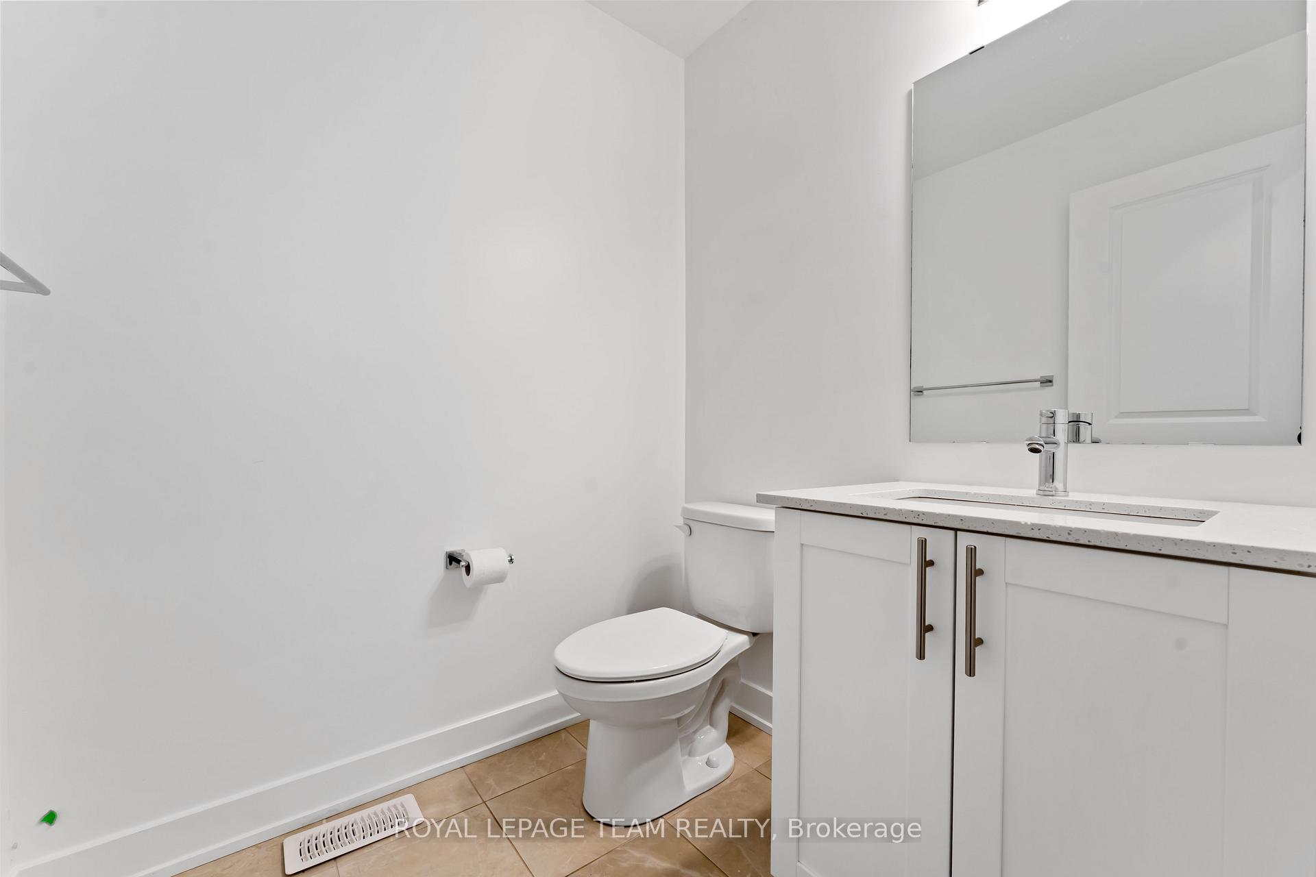 Photo 36 of 27 Peony Lane, Ottawa, Riverside South/Gloucester Glen — HOMEH