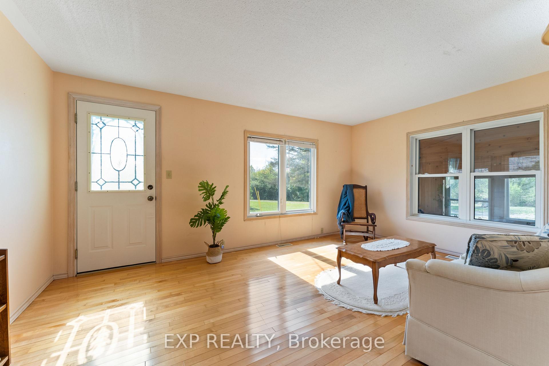 Photo 13 of 27 Belleville Road, Tyendinaga, Tyendinaga Township — HOMEH