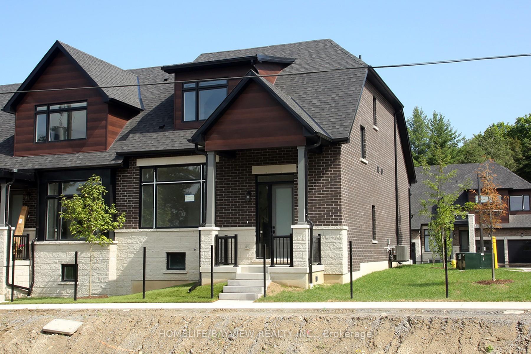 Photo 1 of 2 Vern Robertson Gate, Uxbridge — HOMEH