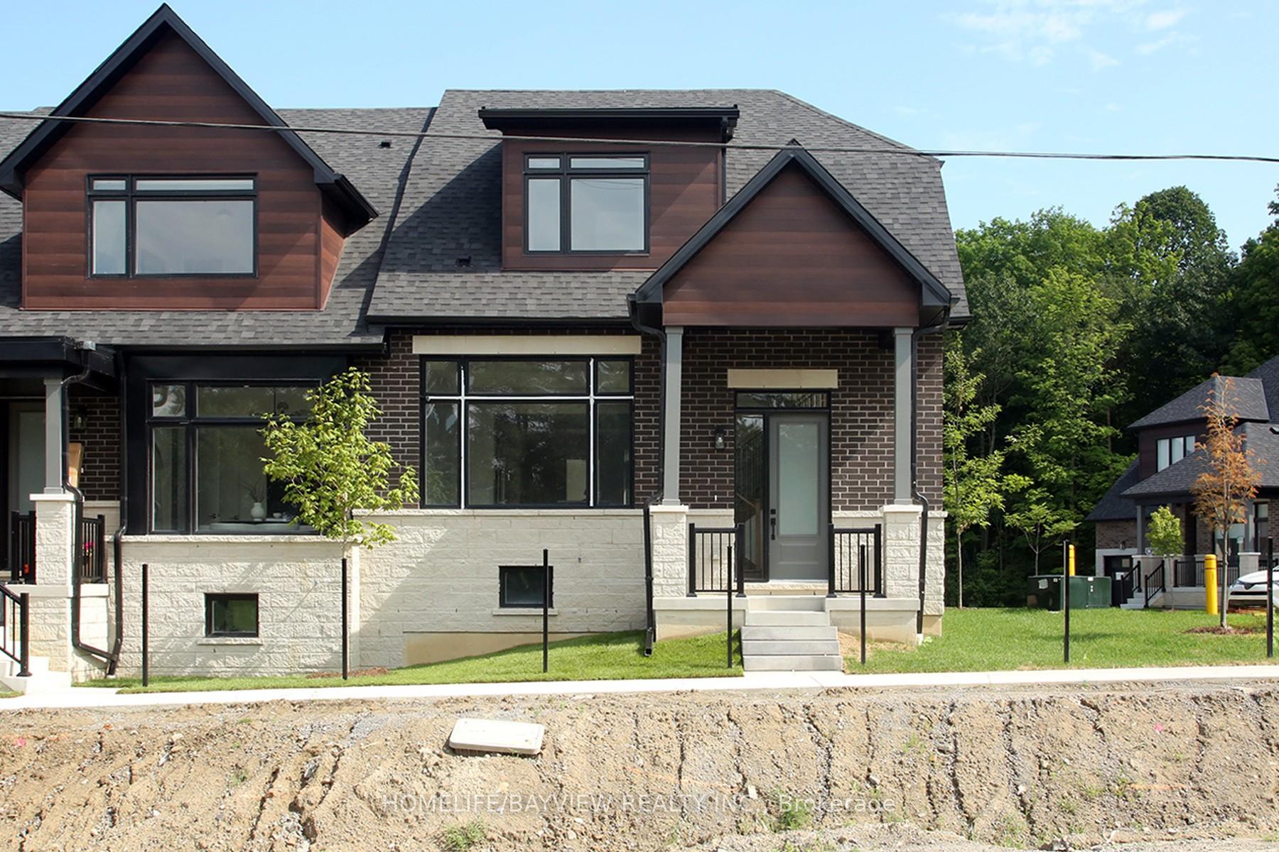 Photo 2 of 2 Vern Robertson Gate, Uxbridge — HOMEH