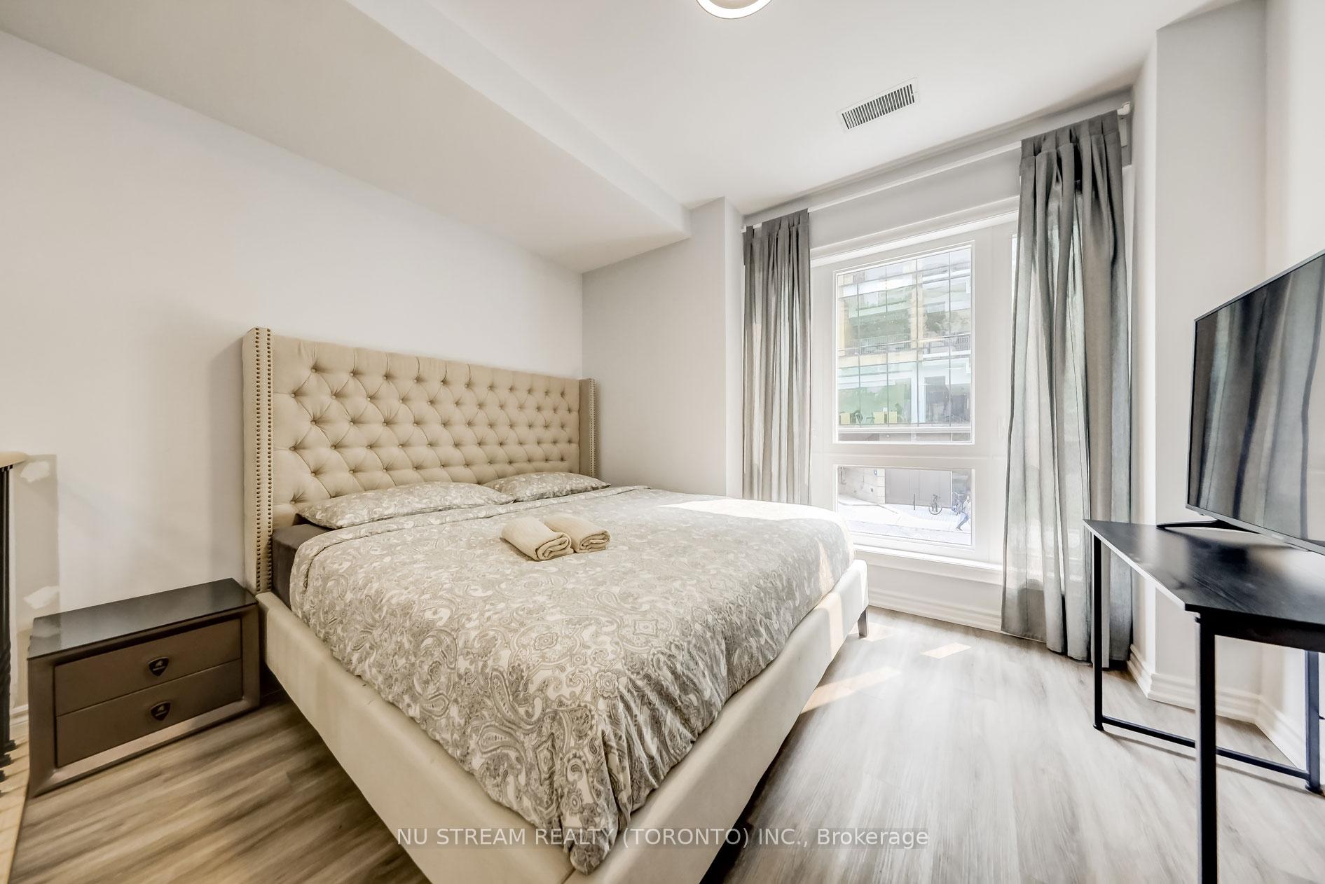 Photo 3 of Unit 2F, 356 Huron Street, Toronto, University — HOMEH
