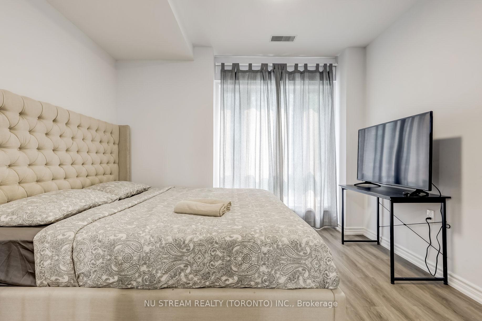 Photo 4 of Unit 2F, 356 Huron Street, Toronto, University — HOMEH