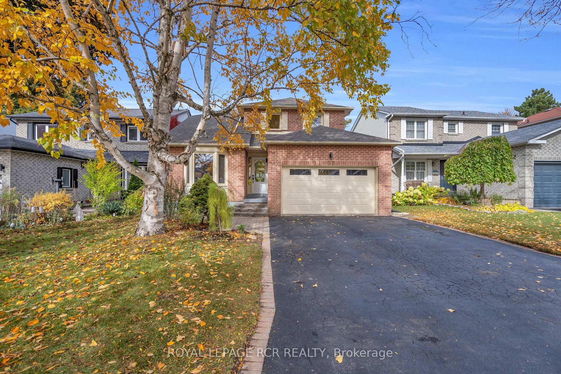 Photo 2 of 57 Closs Square, Aurora, Aurora Village — HOMEH