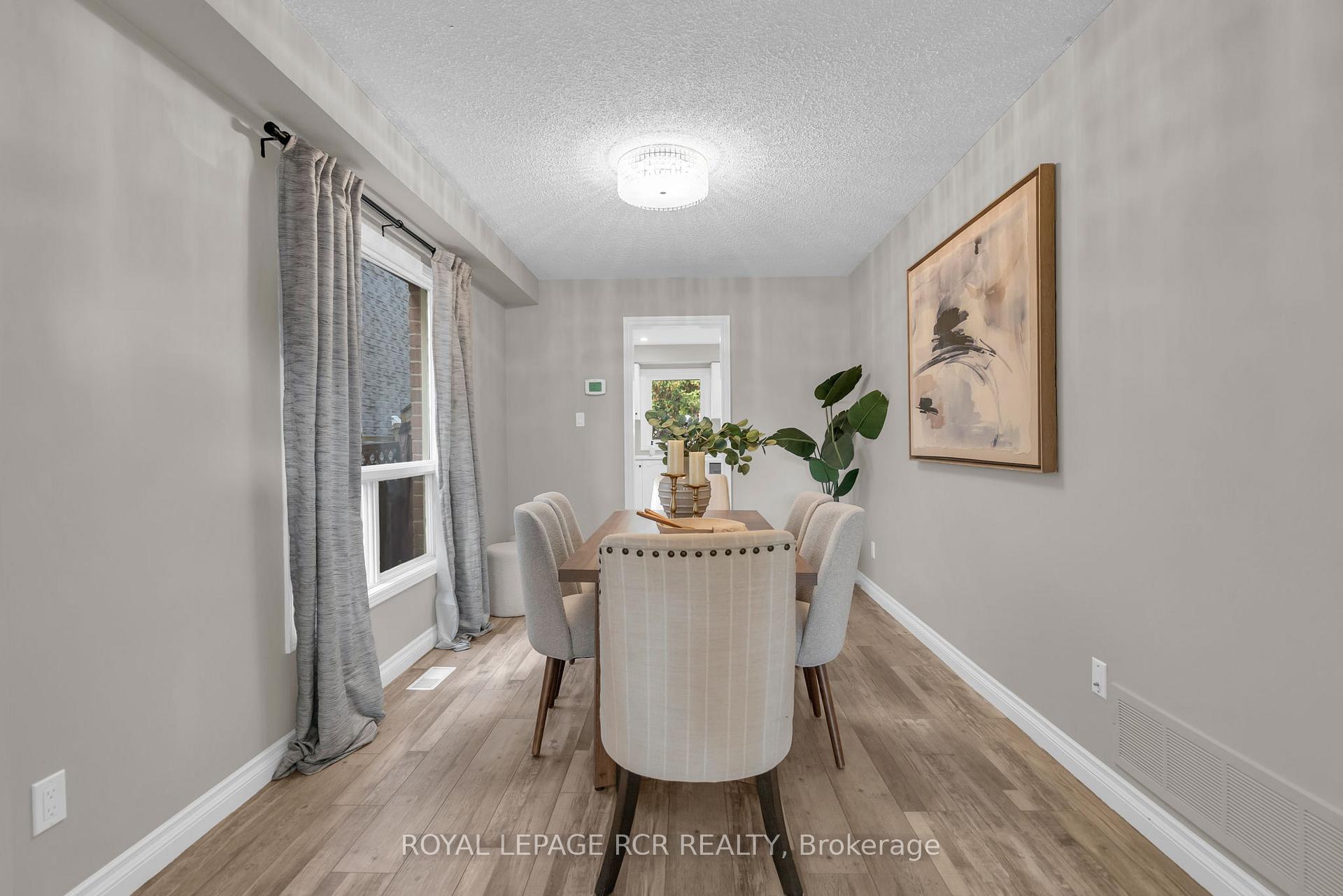 Photo 11 of 57 Closs Square, Aurora, Aurora Village — HOMEH