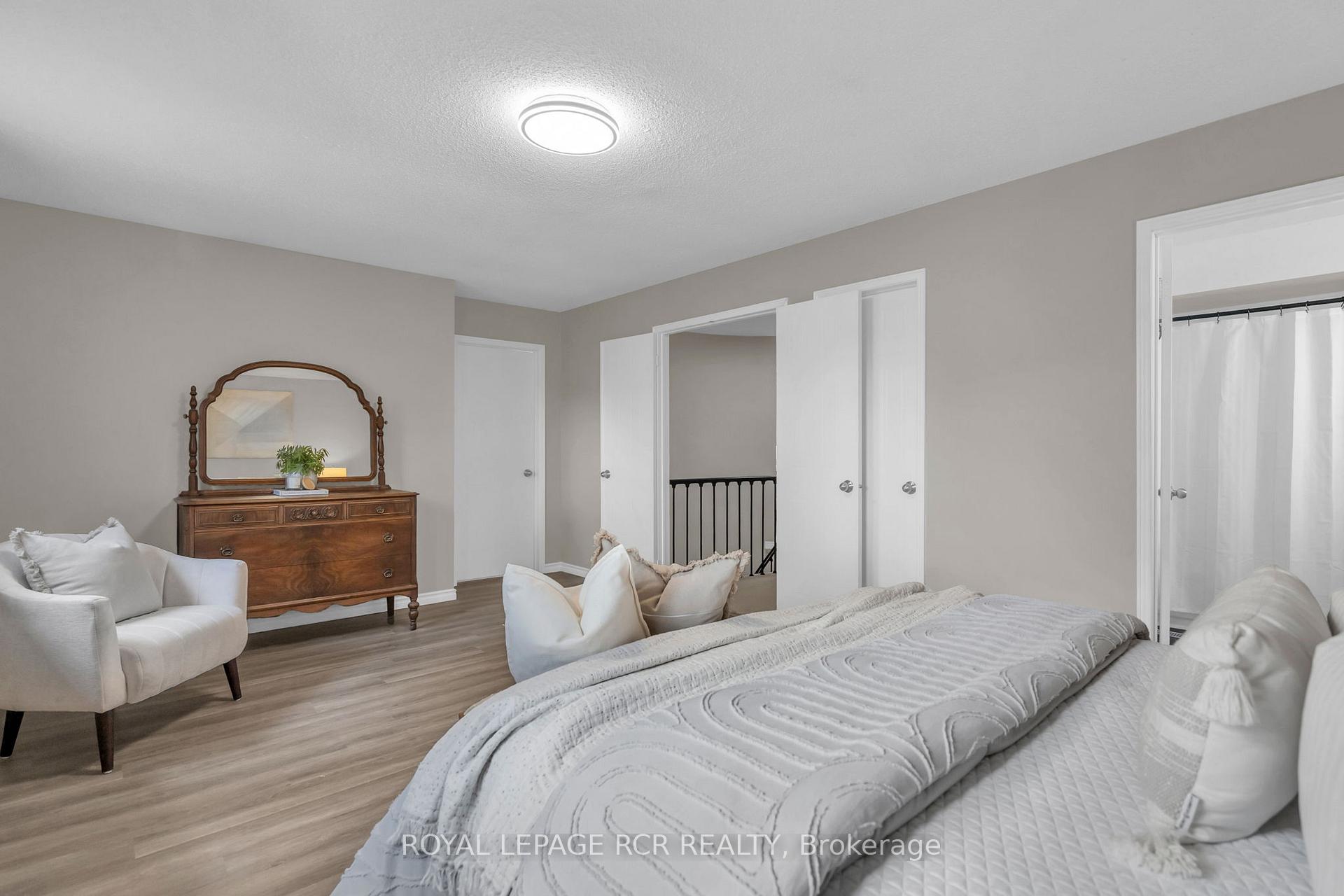 Photo 23 of 57 Closs Square, Aurora, Aurora Village — HOMEH