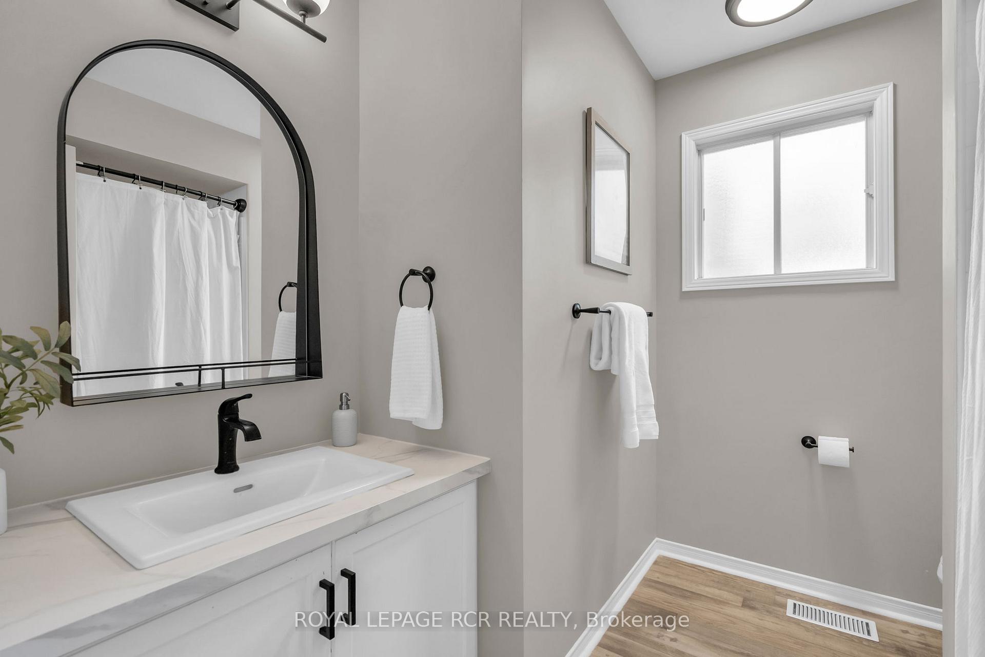 Photo 35 of 57 Closs Square, Aurora, Aurora Village — HOMEH