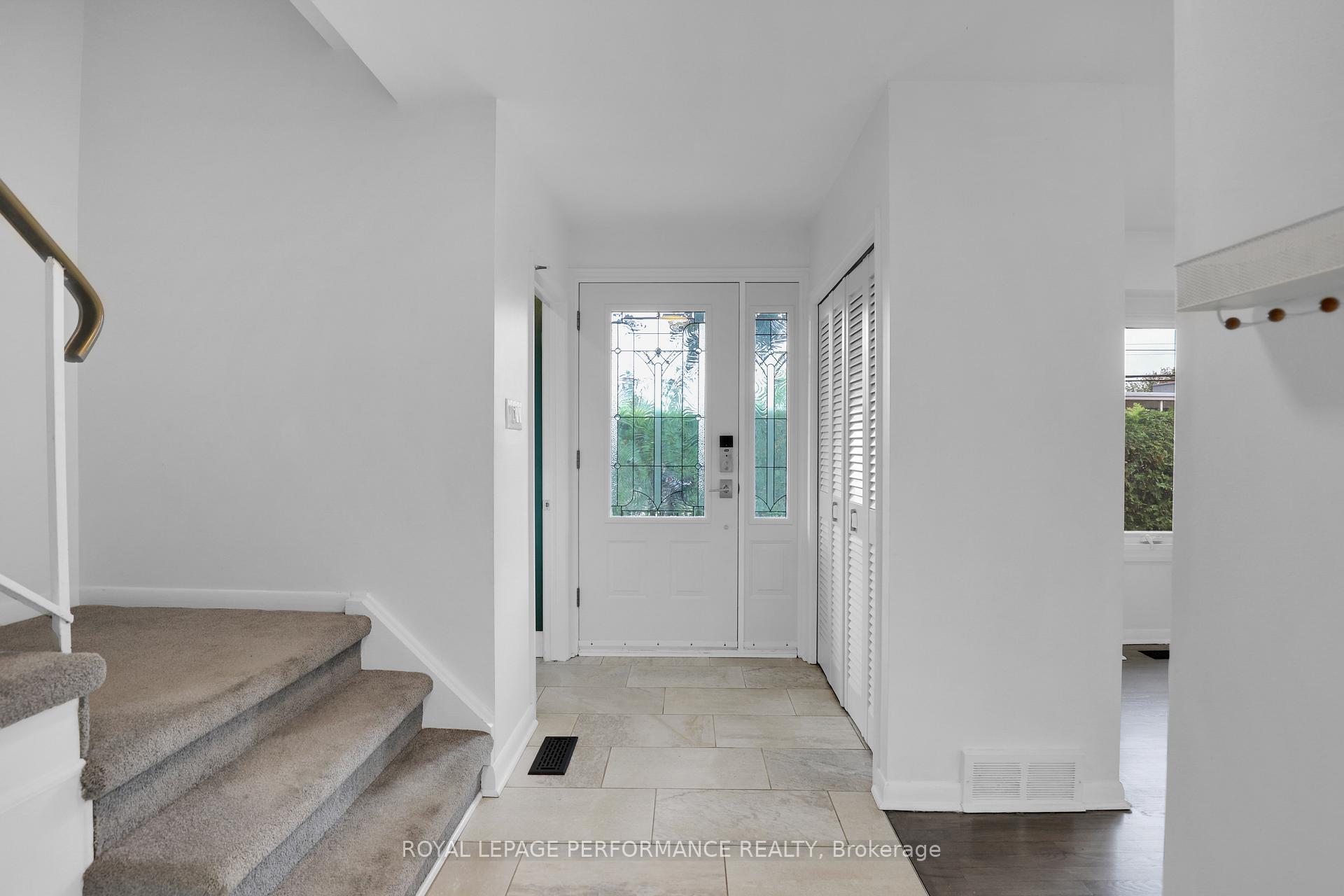 Photo 4 of 1790 Kilborn Avenue, Ottawa, Guildwood Estates - Urbandale Acres — HOMEH