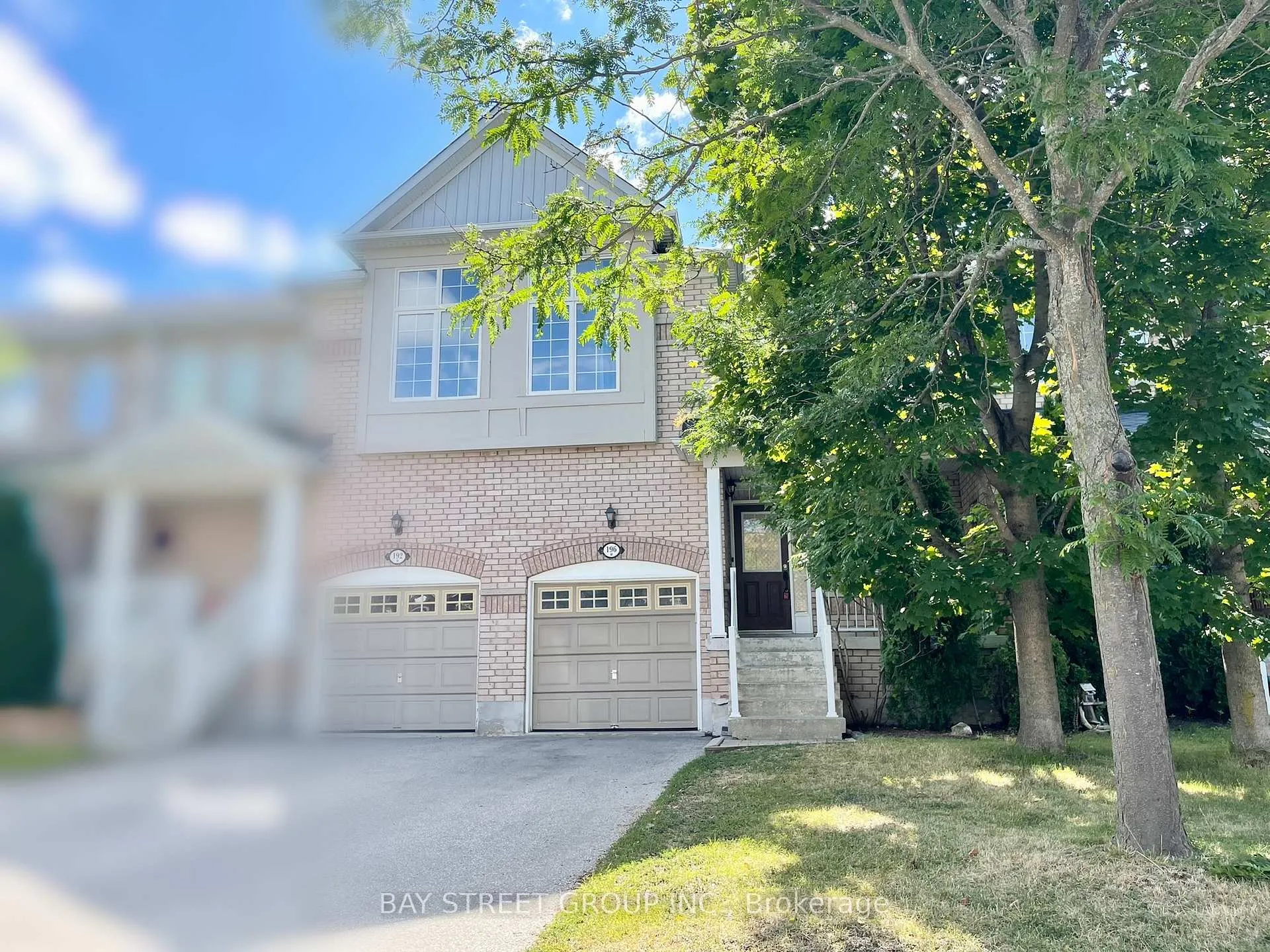 Photo 1 of 196 Kirkvalley Crescent, Aurora, Bayview Wellington — HOMEH