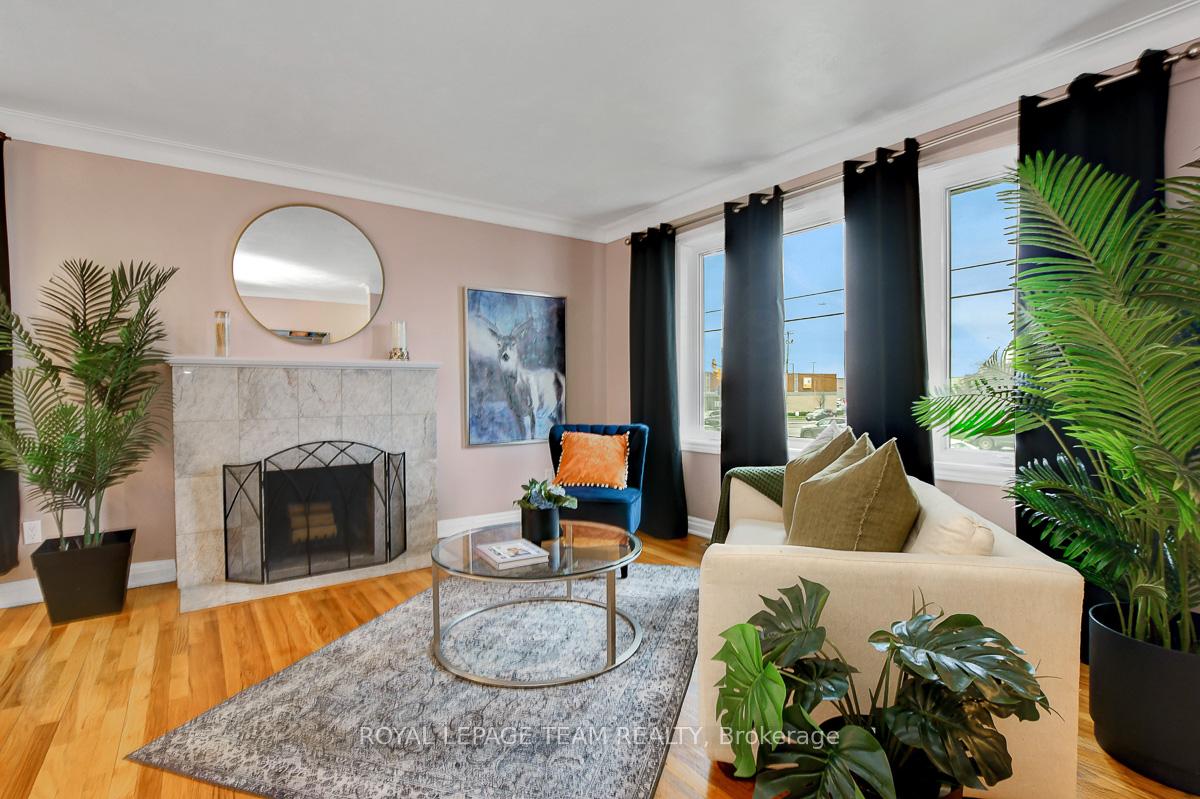 Photo 5 of 2027 Ogilvie Road, Ottawa, Cardinal Heights — HOMEH