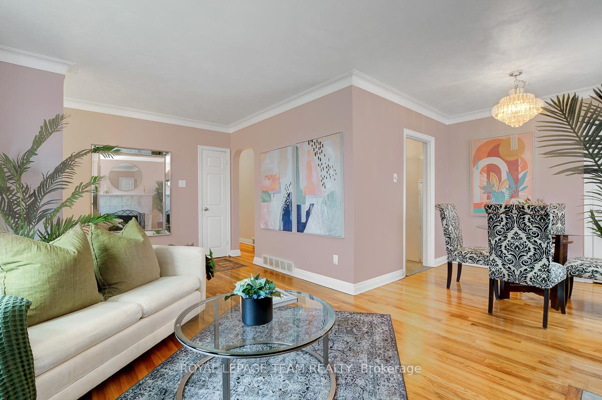 Photo 14 of 2027 Ogilvie Road, Ottawa, Cardinal Heights — HOMEH