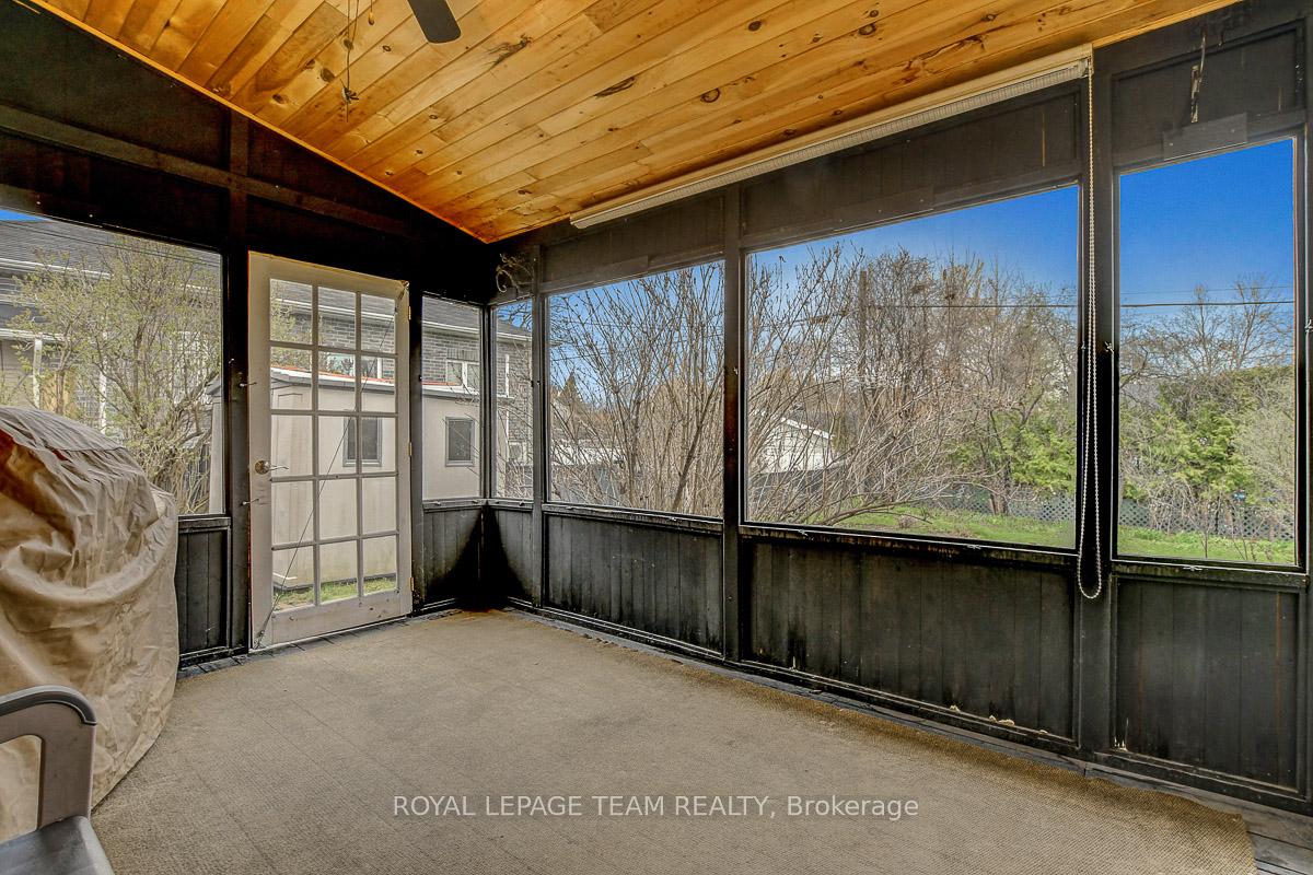 Photo 36 of 2027 Ogilvie Road, Ottawa, Cardinal Heights — HOMEH