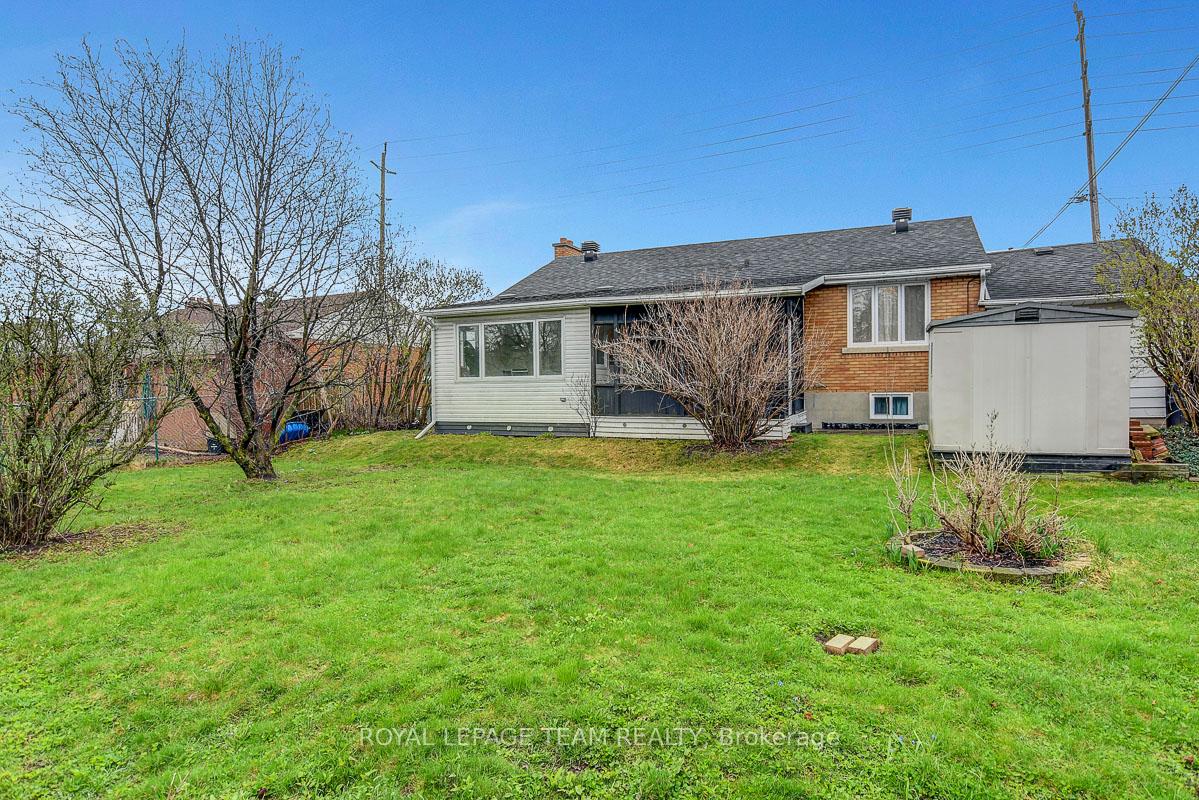 Photo 35 of 2027 Ogilvie Road, Ottawa, Cardinal Heights — HOMEH