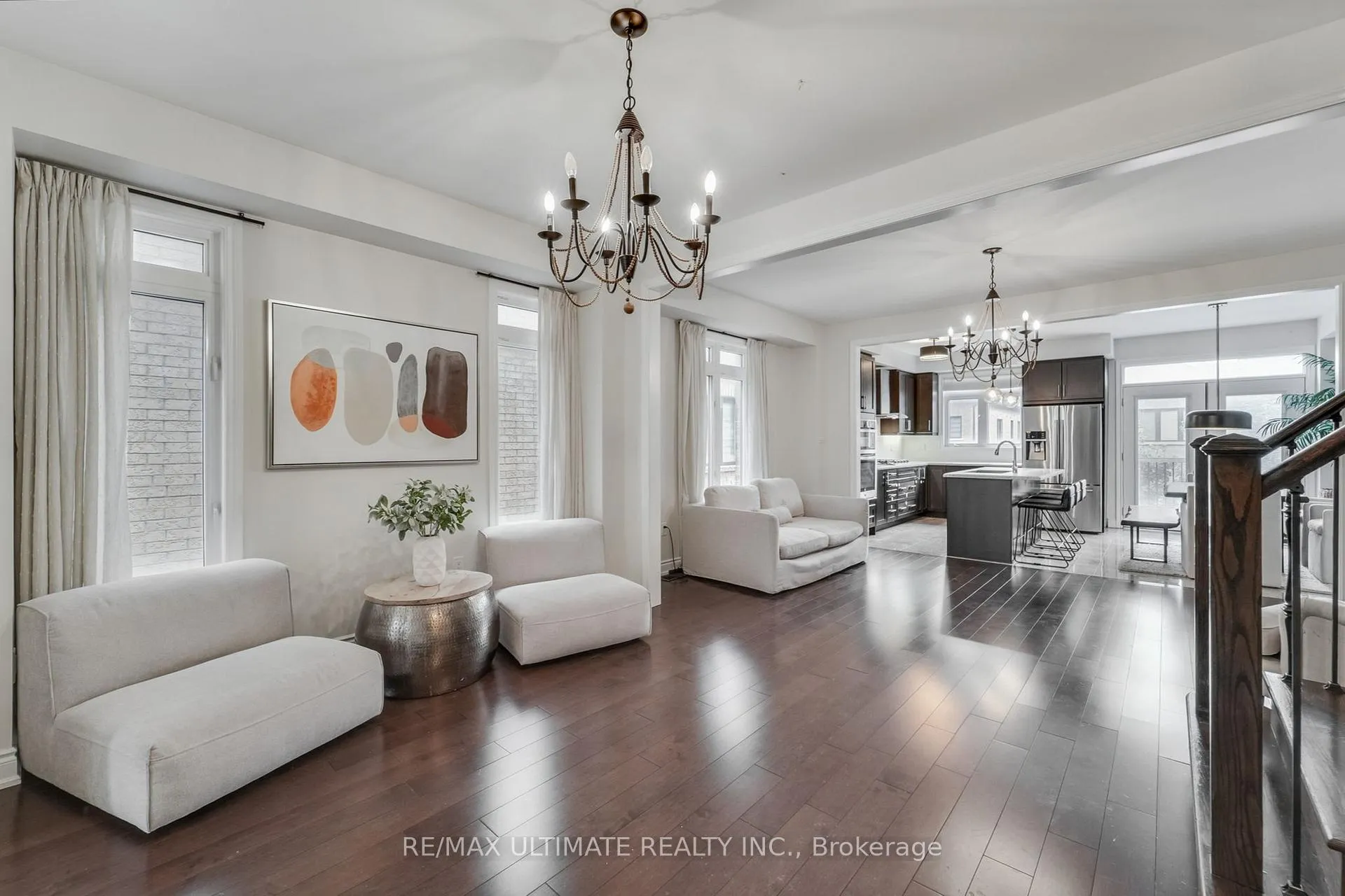 Photo 6 of 37 Zenith Avenue, Vaughan, Kleinburg — HOMEH