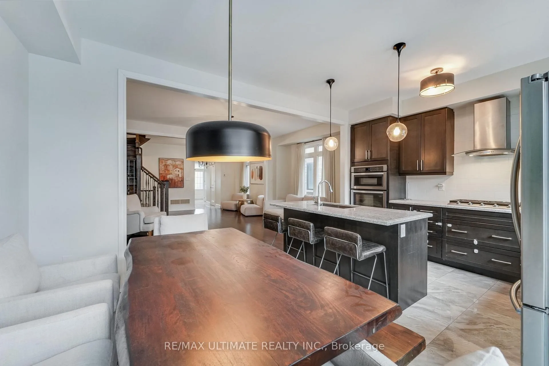Photo 7 of 37 Zenith Avenue, Vaughan, Kleinburg — HOMEH